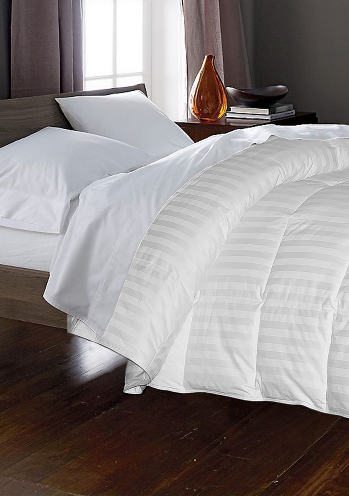 350 Thread Count Oversized Damask Cotton White Goose Down and Feather Comforter