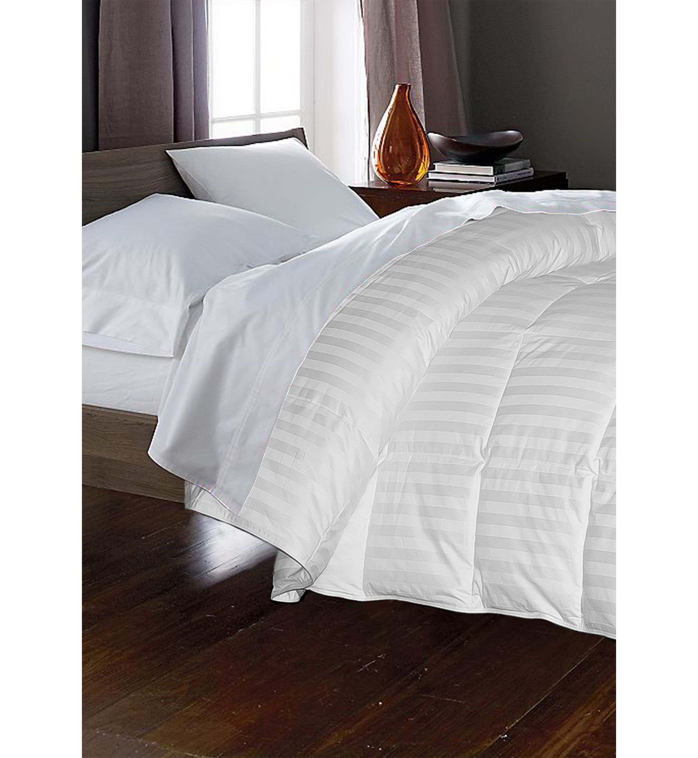 350 Thread Count Oversized Damask Cotton White Goose Down and Feather Comforter