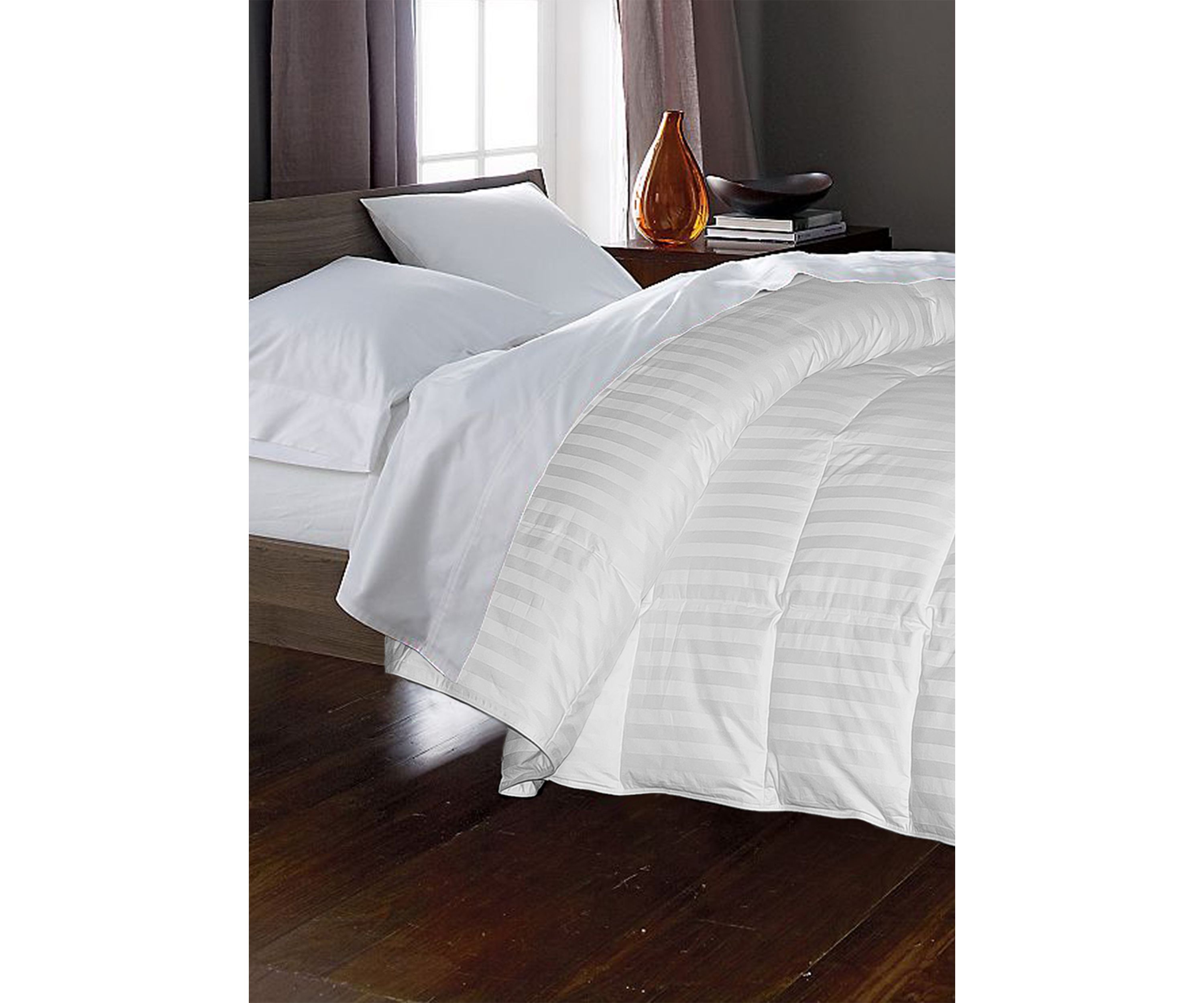 350 Thread Count Oversized Damask Cotton White Goose Down and Feather Comforter