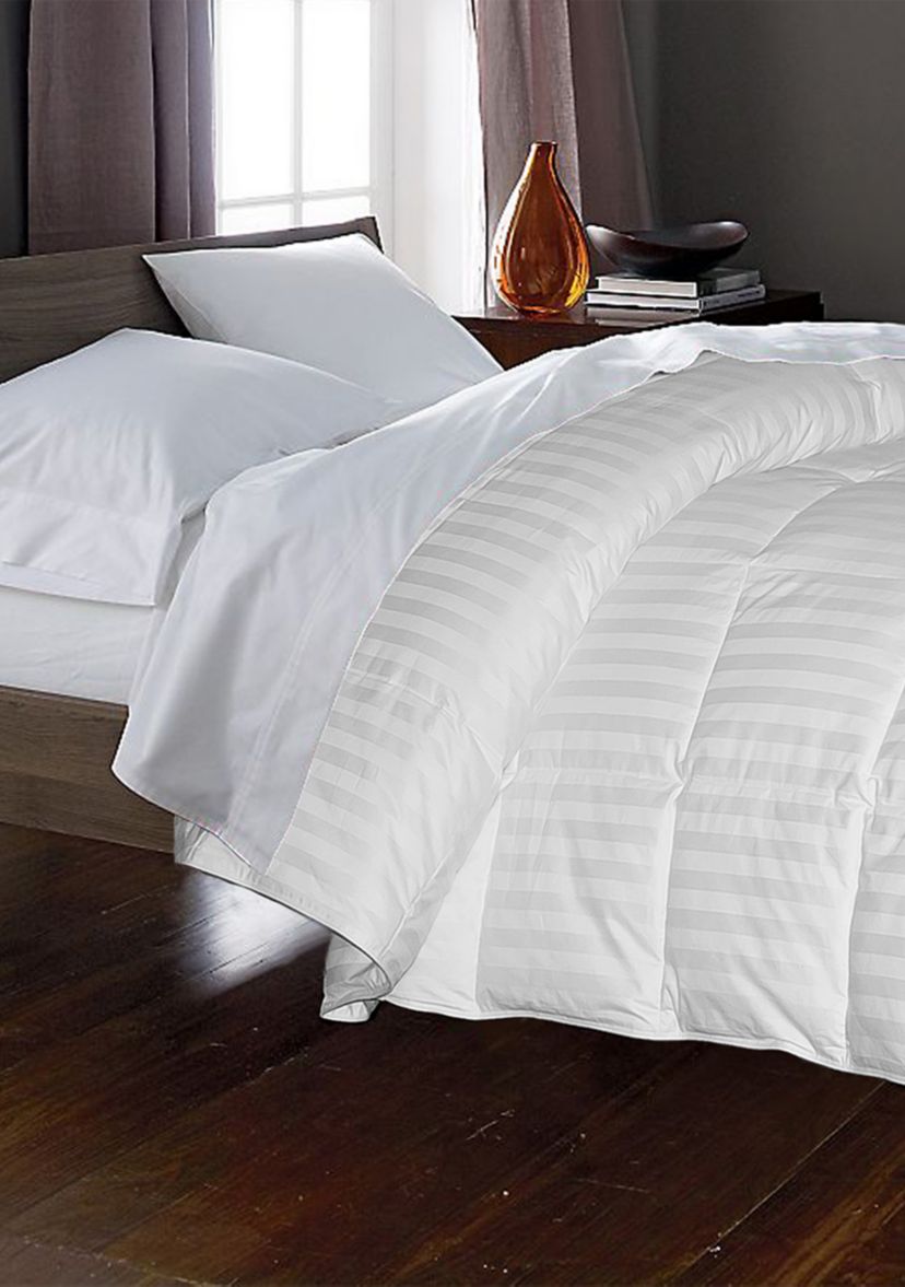 350 Thread Count Oversized Damask Cotton White Goose Down and Feather Comforter