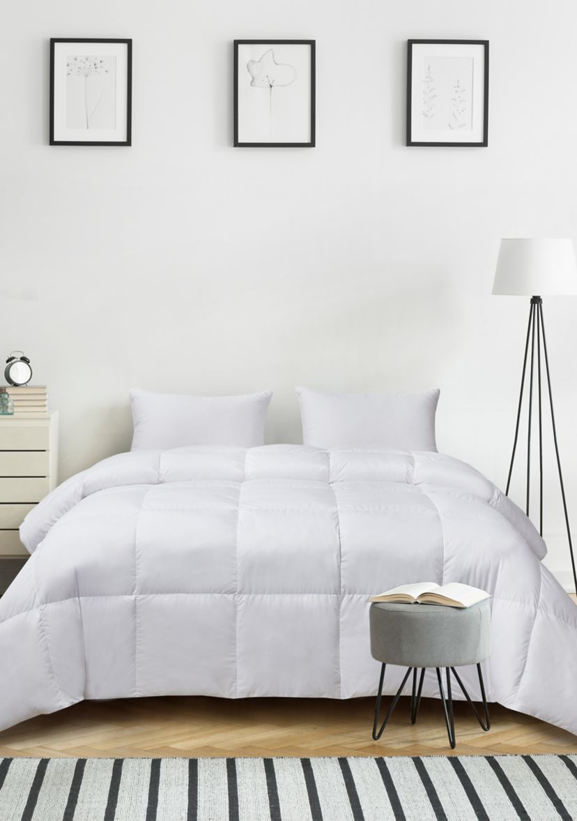 Ultra Soft Nano Touch Light Warmth White Down Fiber Comforter
