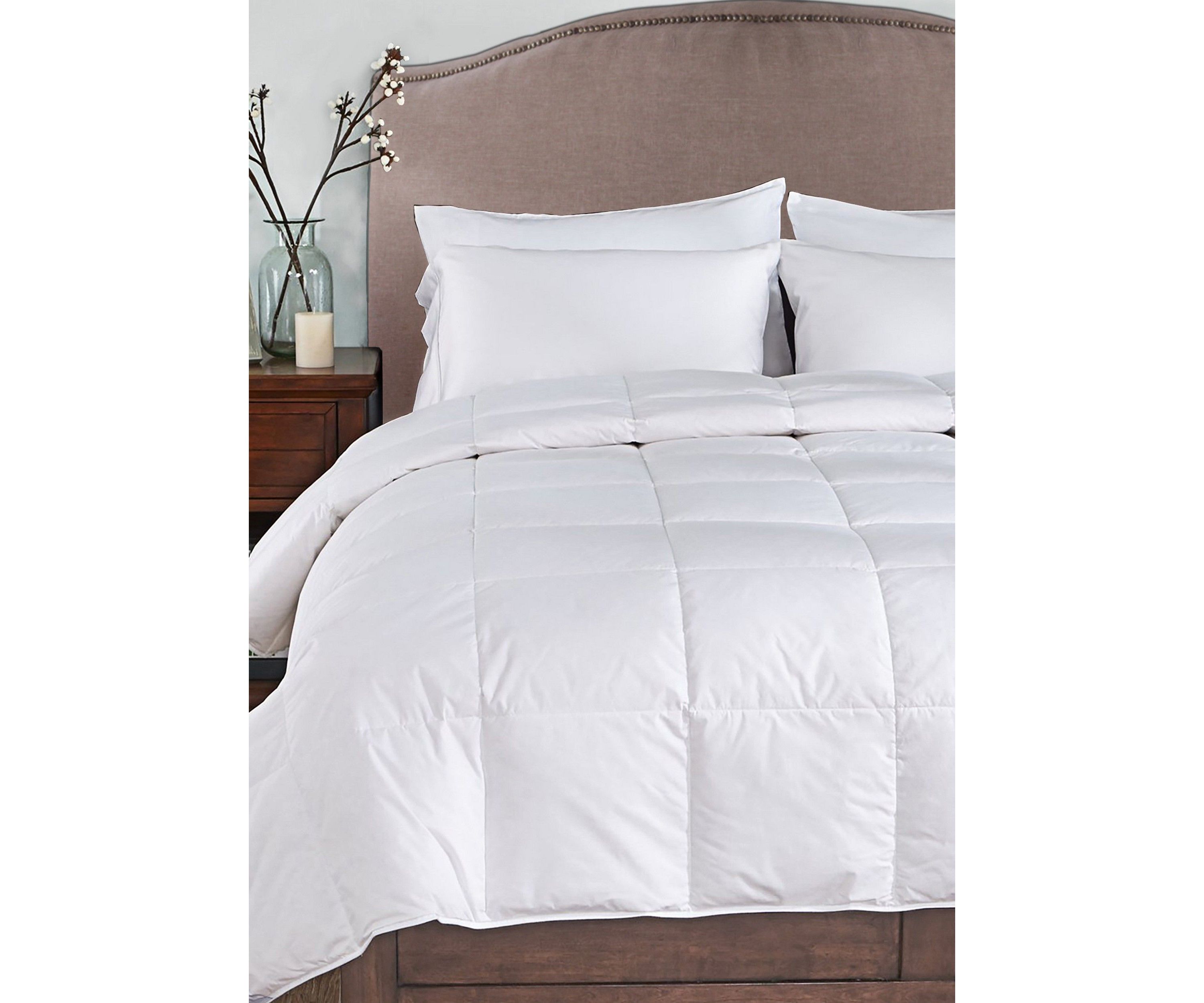 Lightweight White Goose Nano Down and Feather Comforter