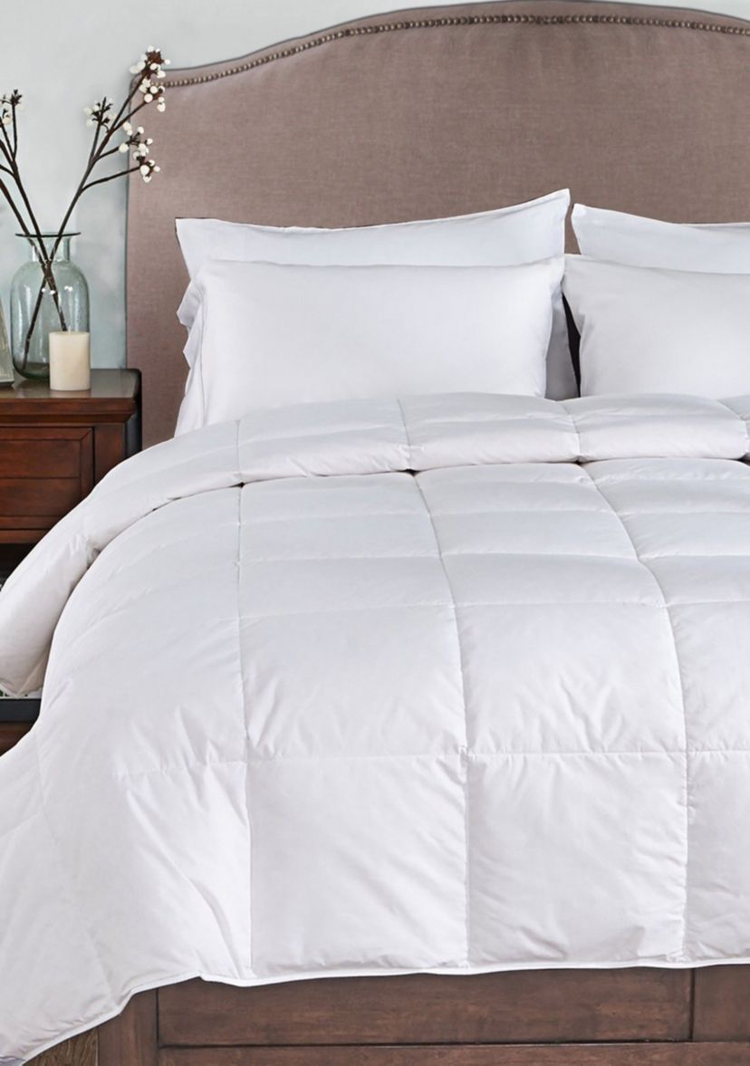 Lightweight White Goose Nano Down and Feather Comforter