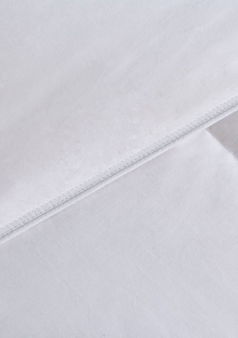 Lightweight White Goose Nano Down and Feather Comforter