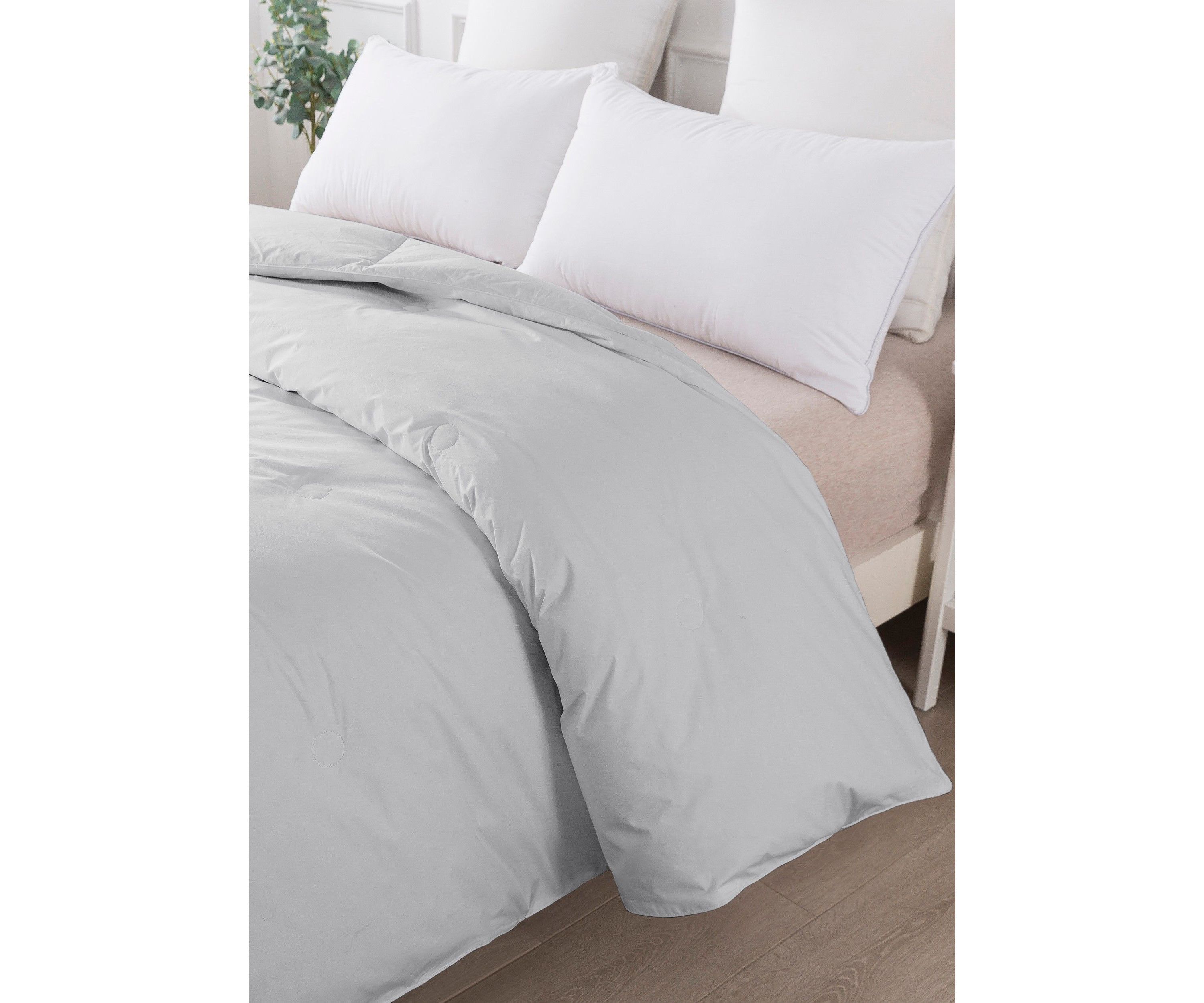 Button Stitch Down Comforter
