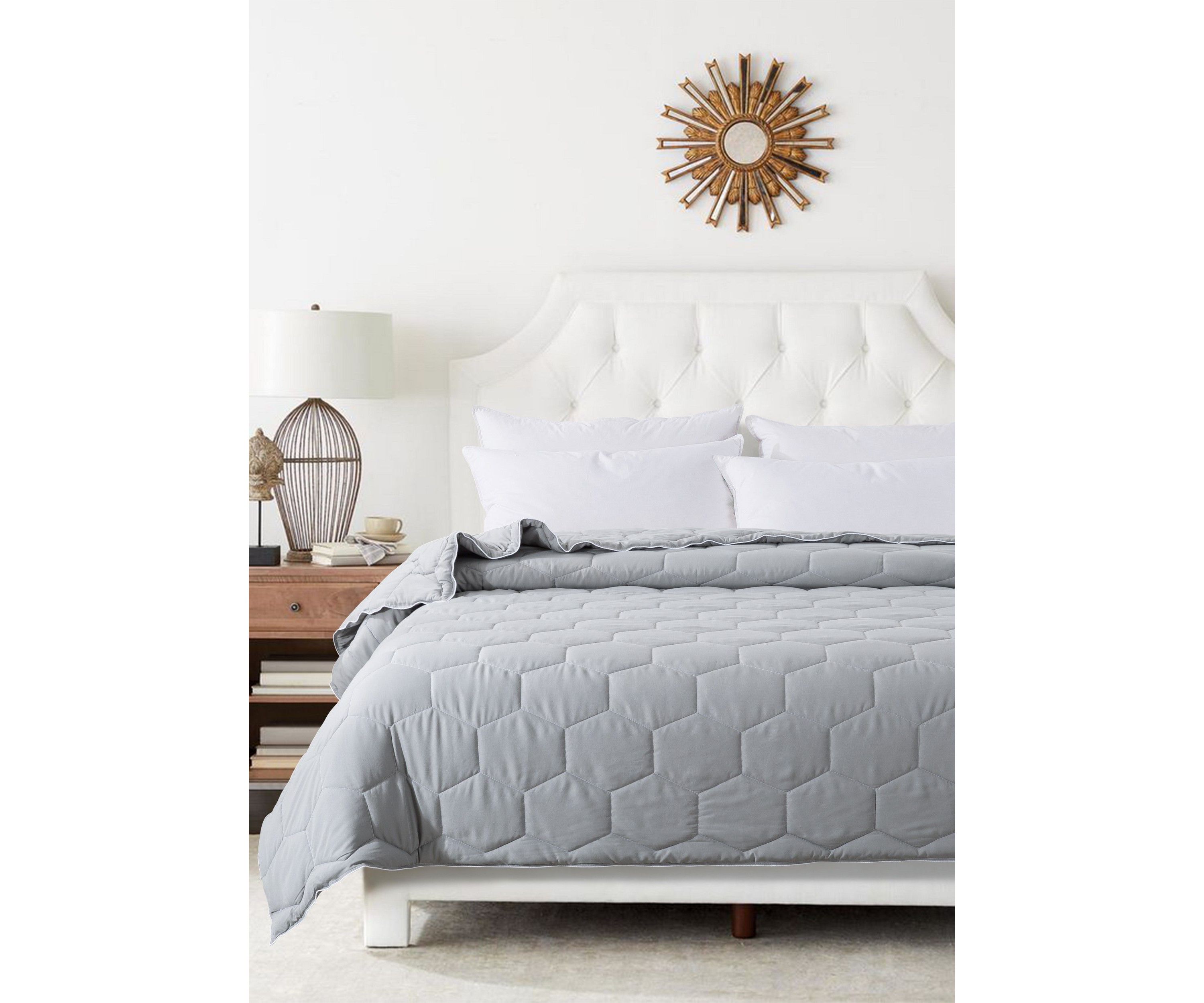 Honeycomb Color Contrast Stitched Down Alternative Blanket