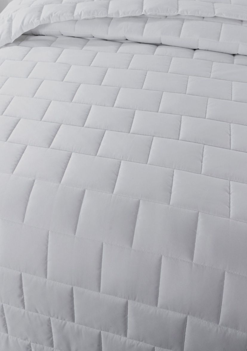 Subway Tile Stitch Down Alternative Blanket