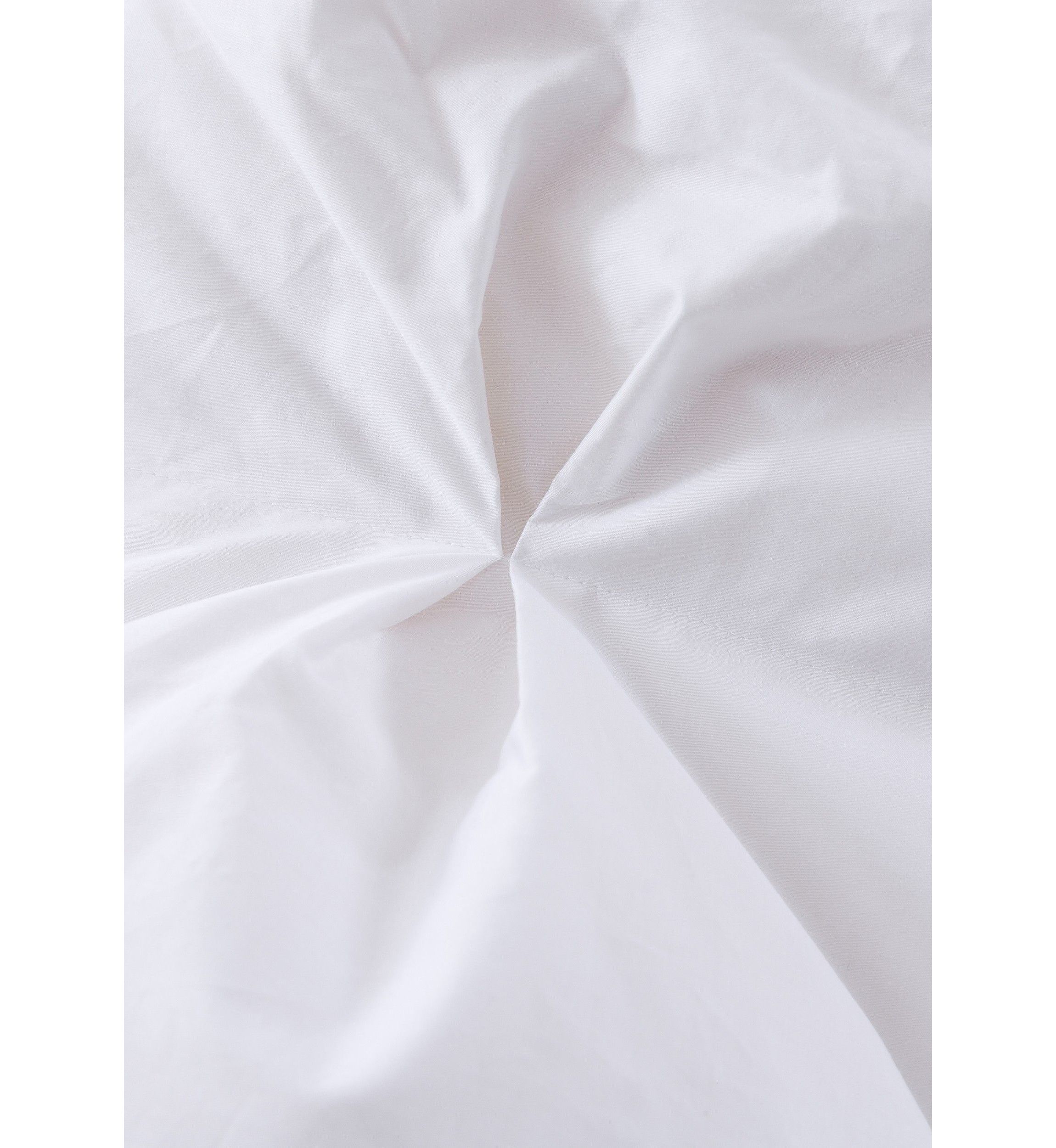 Pintuck Stitch White Duck Down Comforter