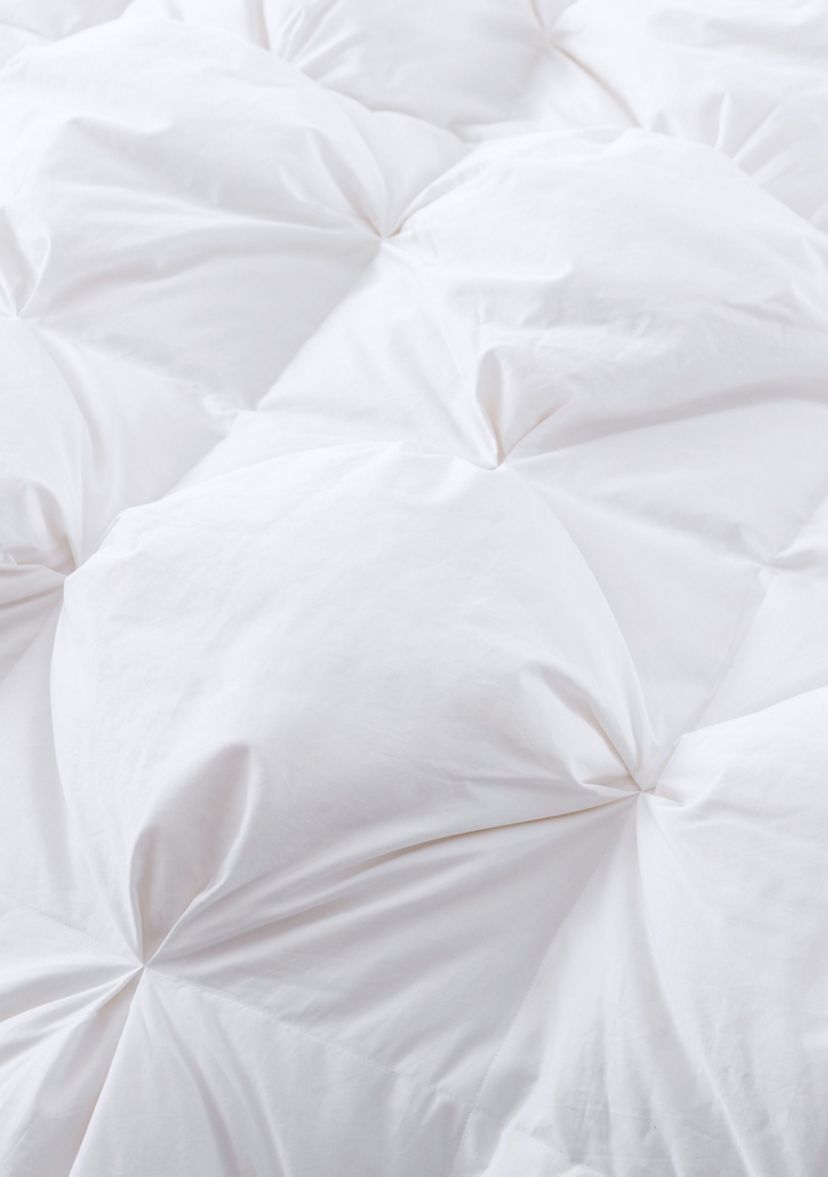 Pintuck Stitch White Duck Down Comforter