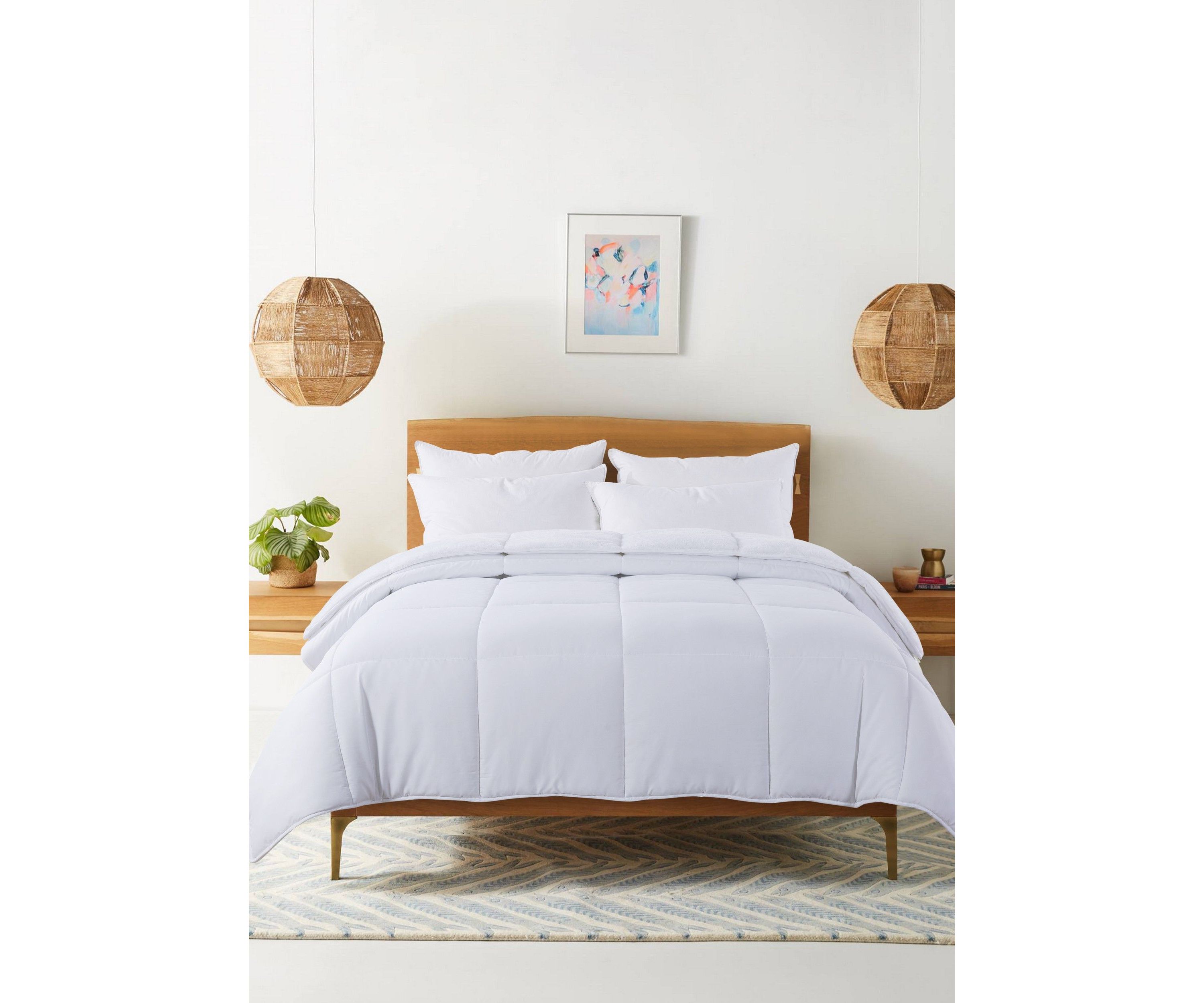 Cozy Down Alternative Reversible Comforter