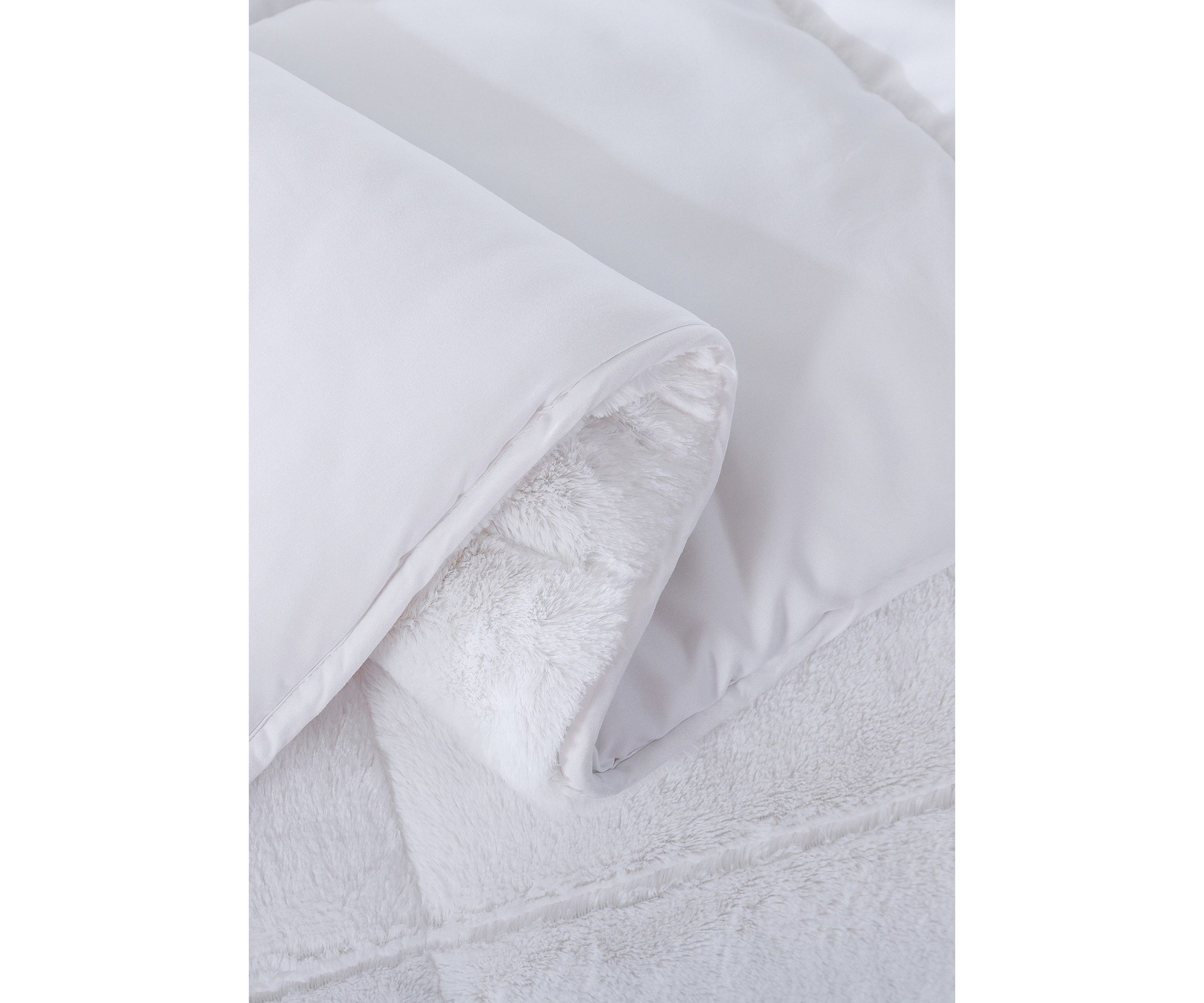 Cozy Down Alternative Reversible Comforter