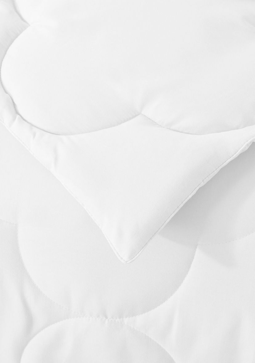 Pendant Down Alternative Comforter