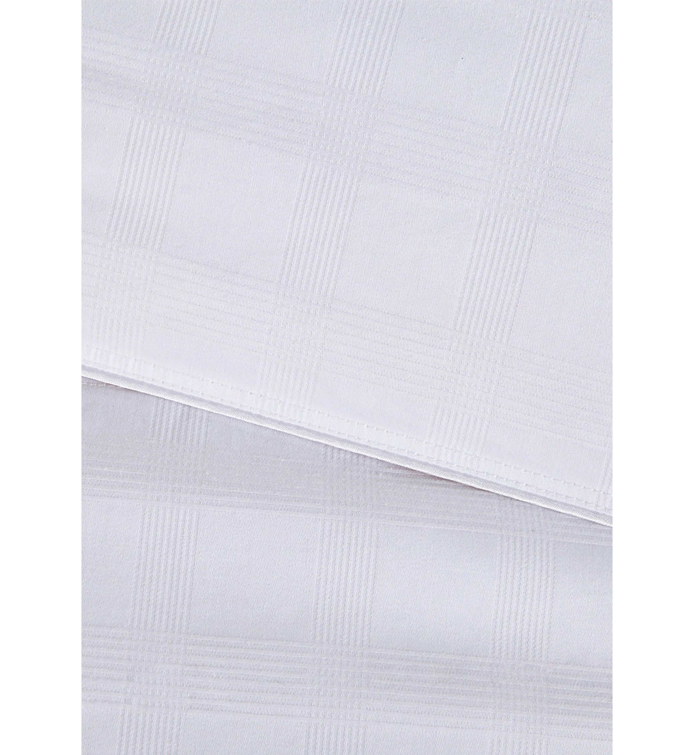 Ultra Warm White Goose Nano Down and Feather Comforter