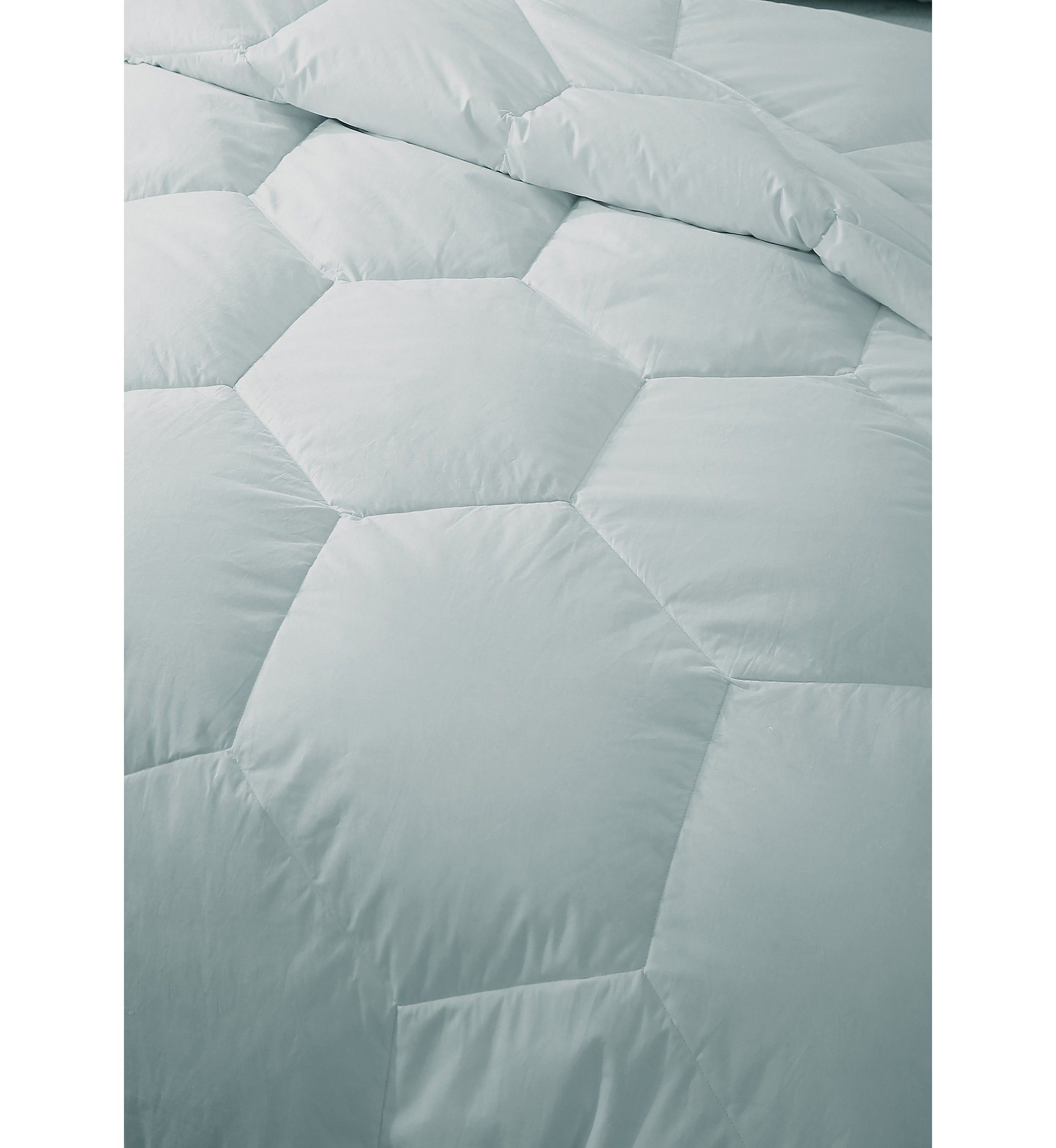 Honeycomb Stitch Down Alternative Comforter