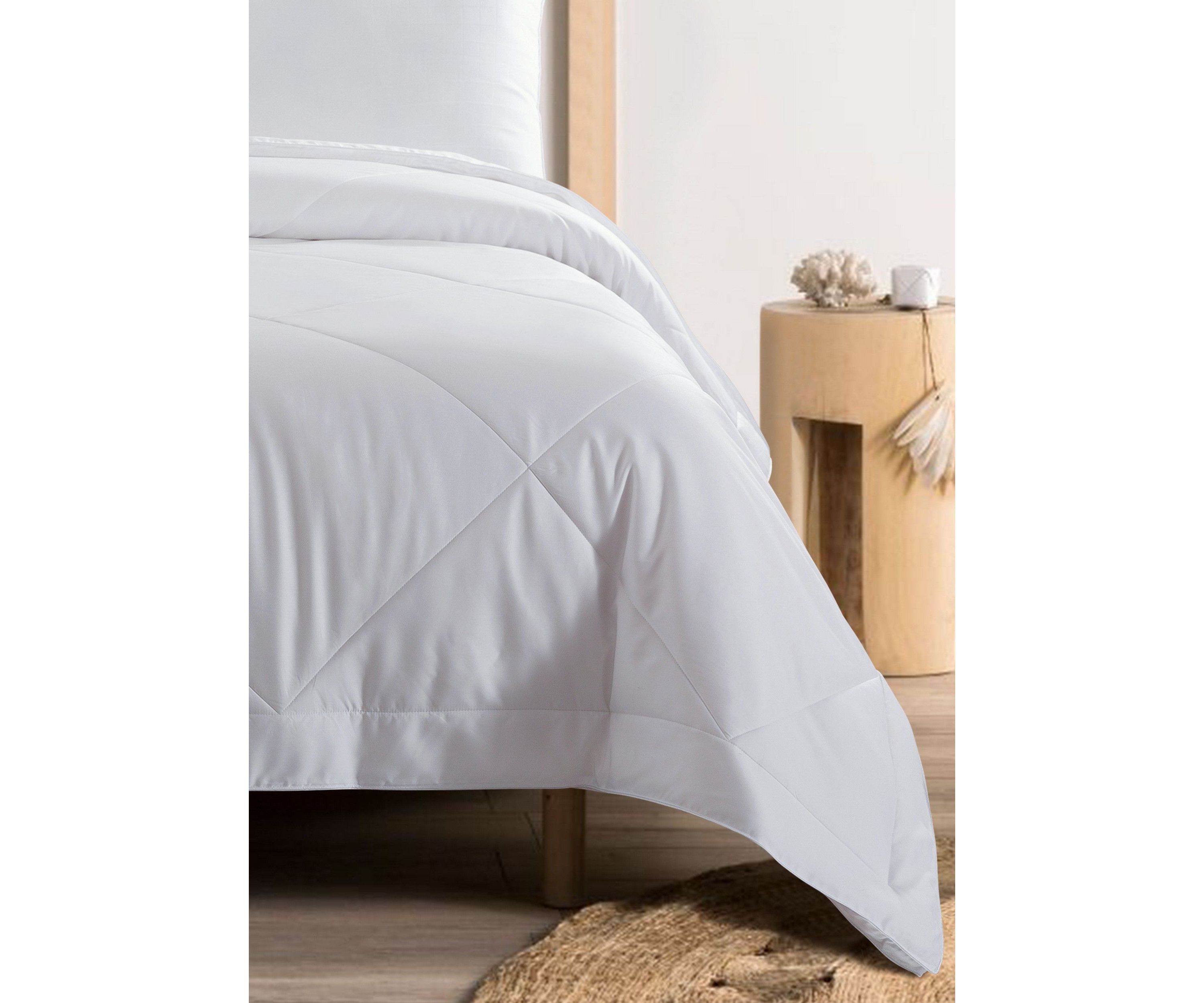 300 Thread Count Lyocell Down Alternative Comforter