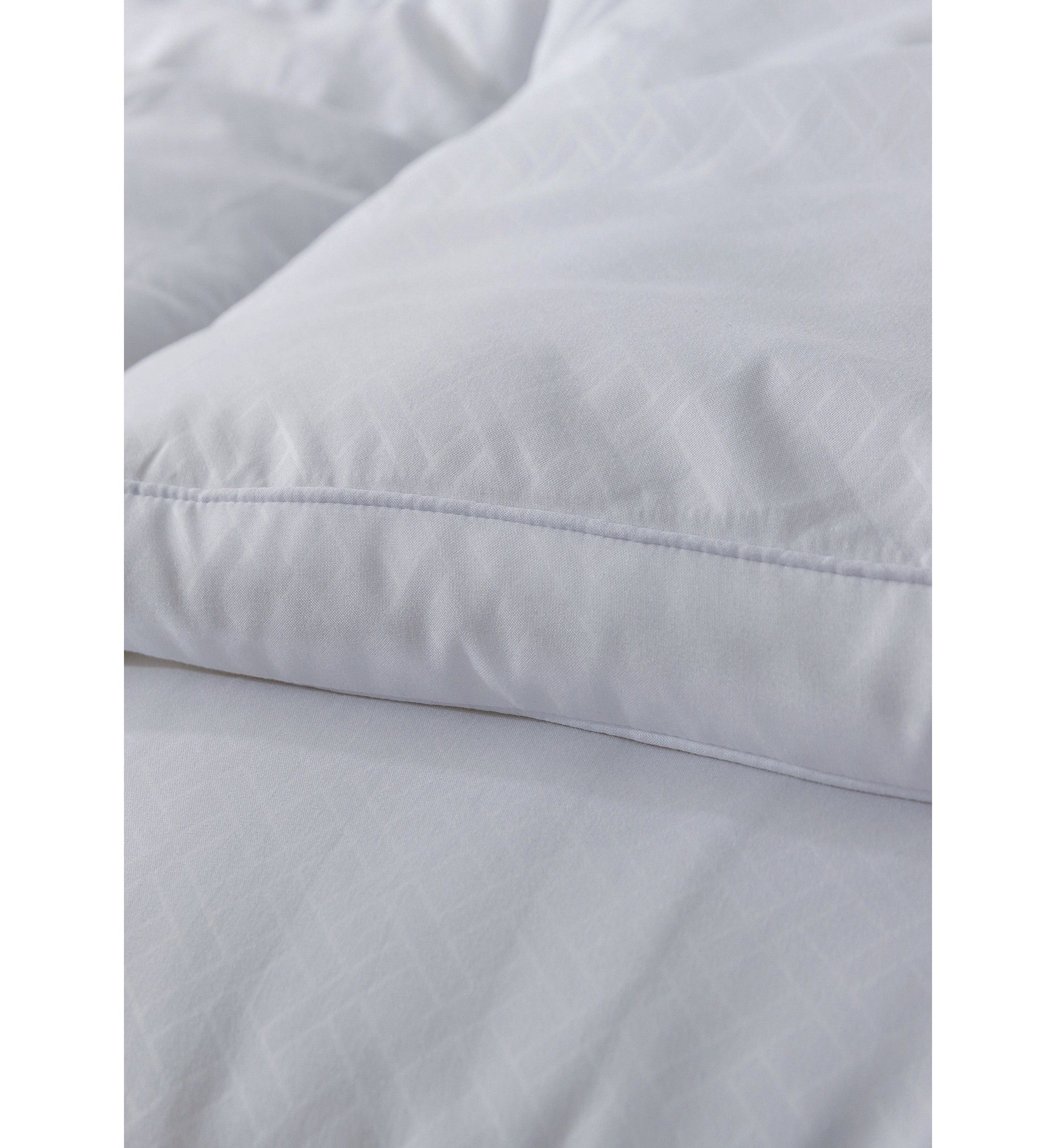 European Gusset Down Alternative Comforter