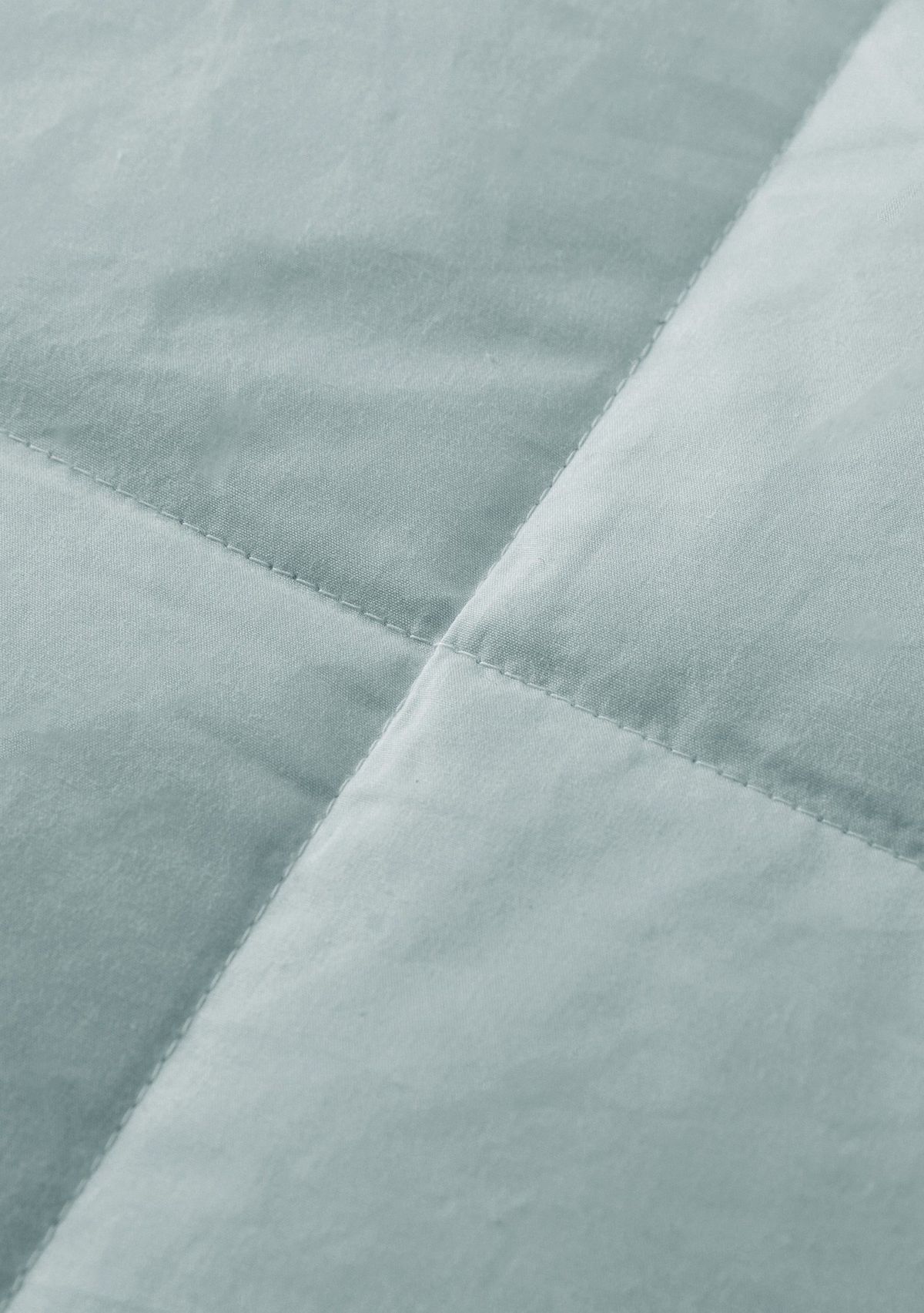 Constance 233 Thread Count White Duck Down Blanket