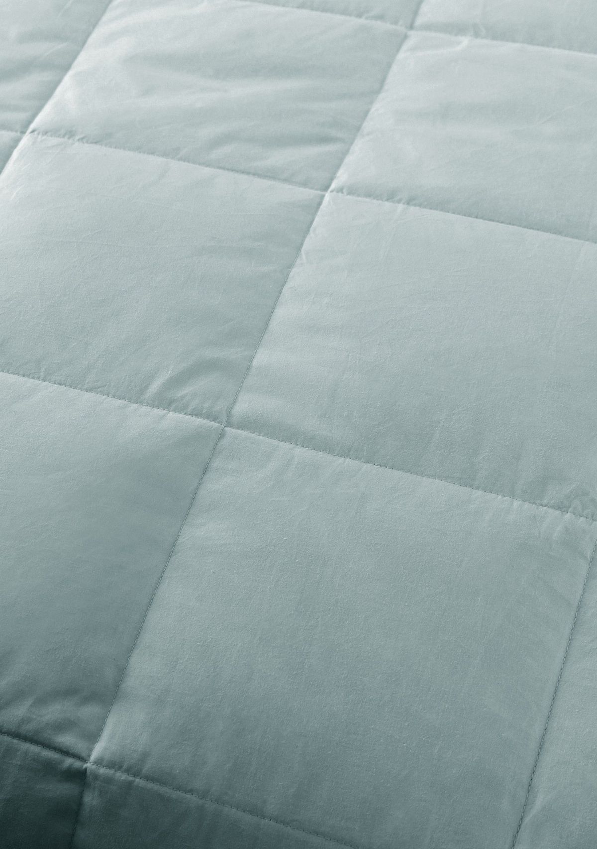 Constance 233 Thread Count White Duck Down Blanket