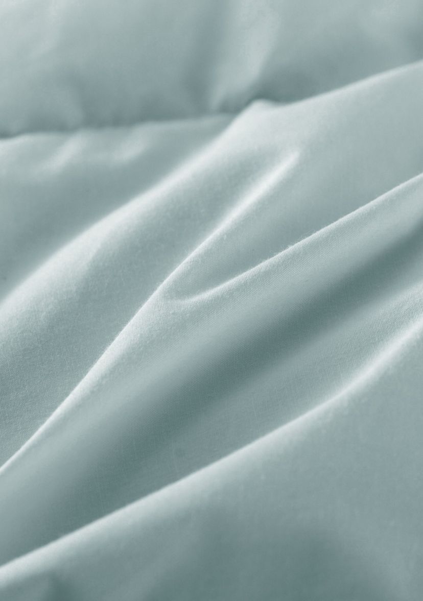 Constance 233 Thread Count White Duck Down Blanket
