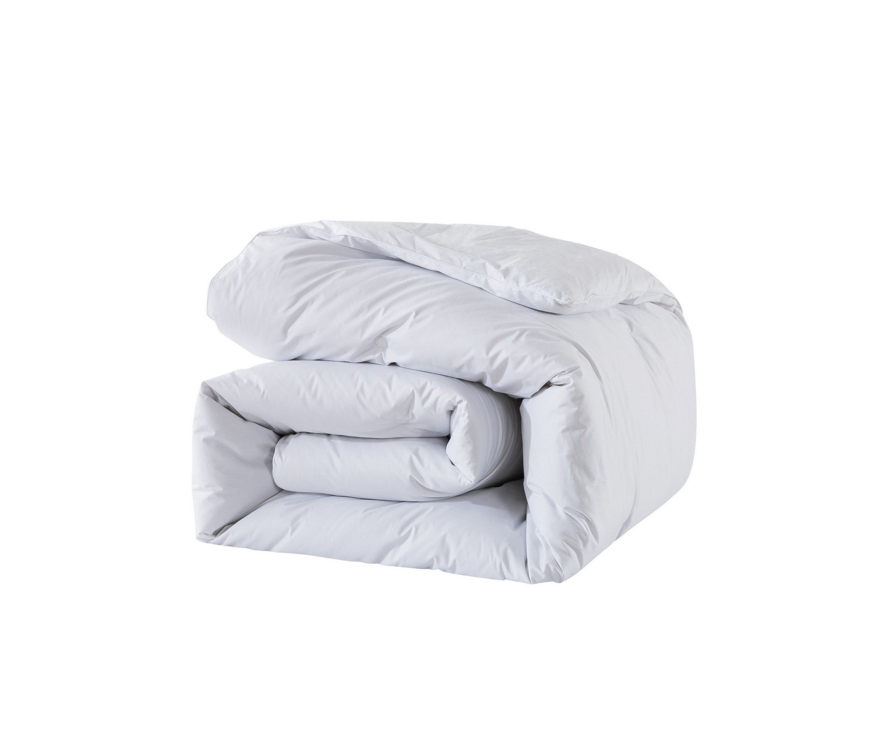 Tufted Down Alternative Comforter