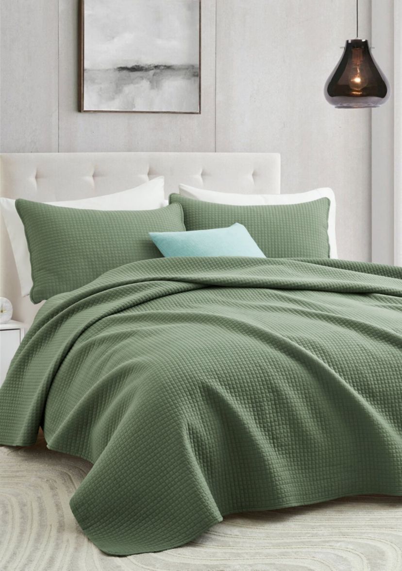 Micro Square Stitch Quilted Coverlet Set