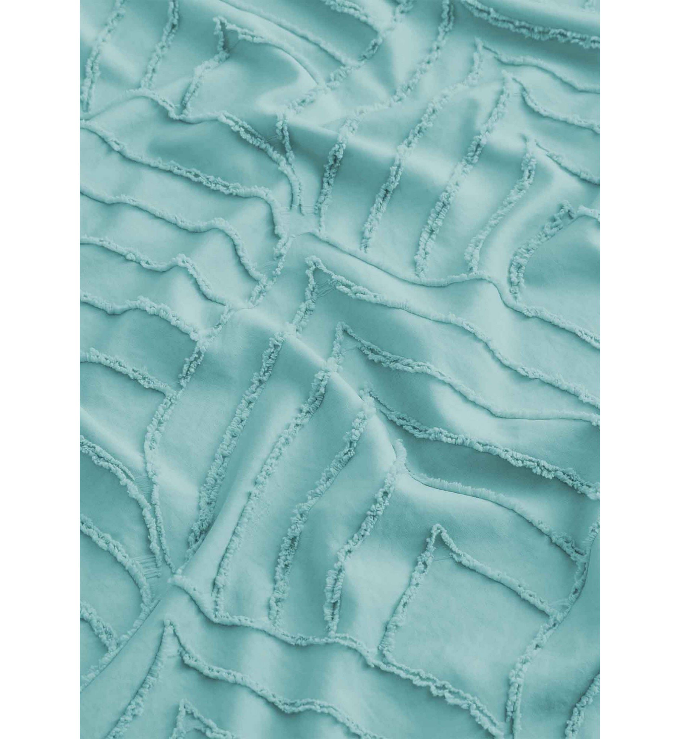 Clipped Jacquard Leaf Duvet Cover Set