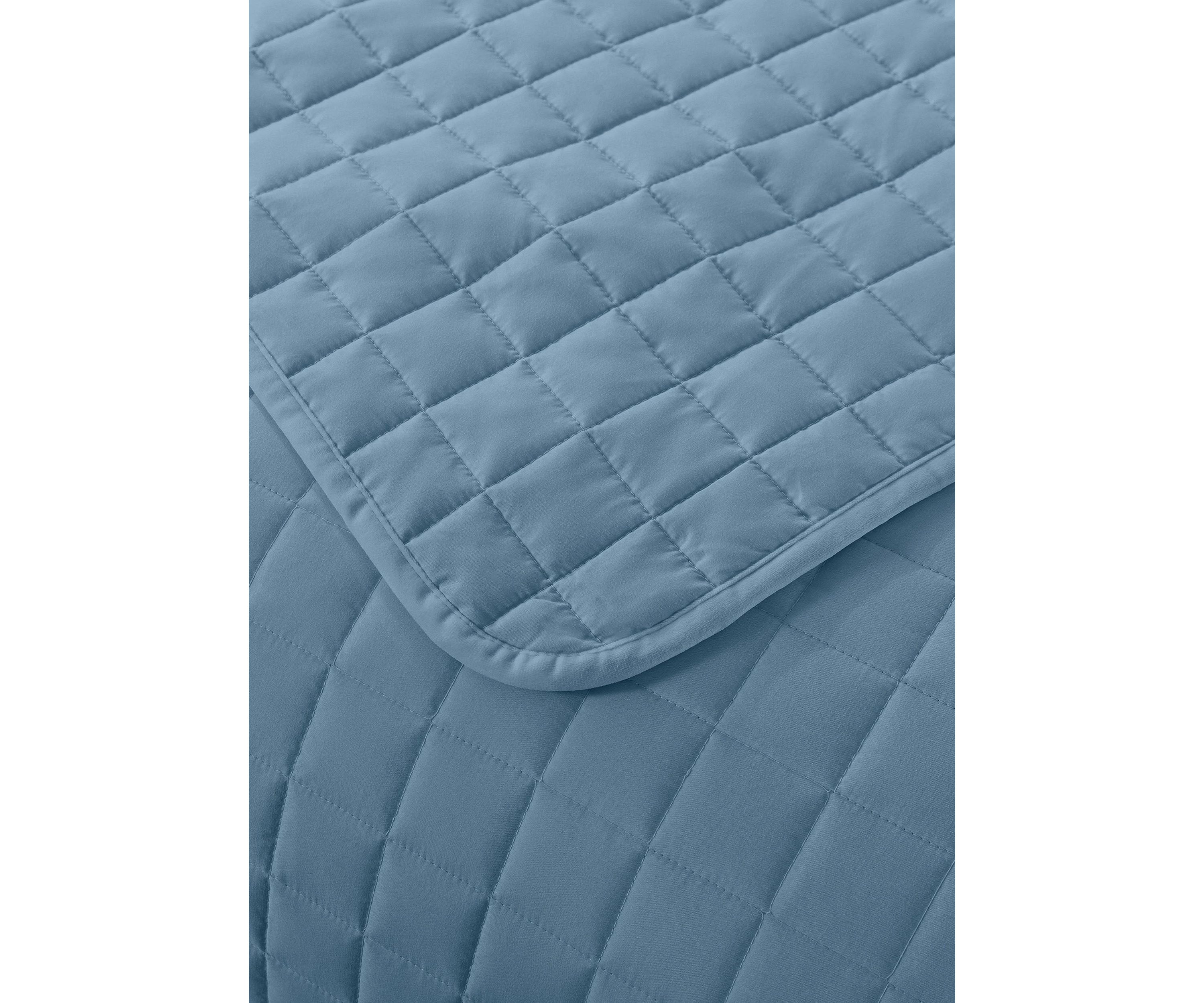 Velvet Trim Down Alternative Blanket