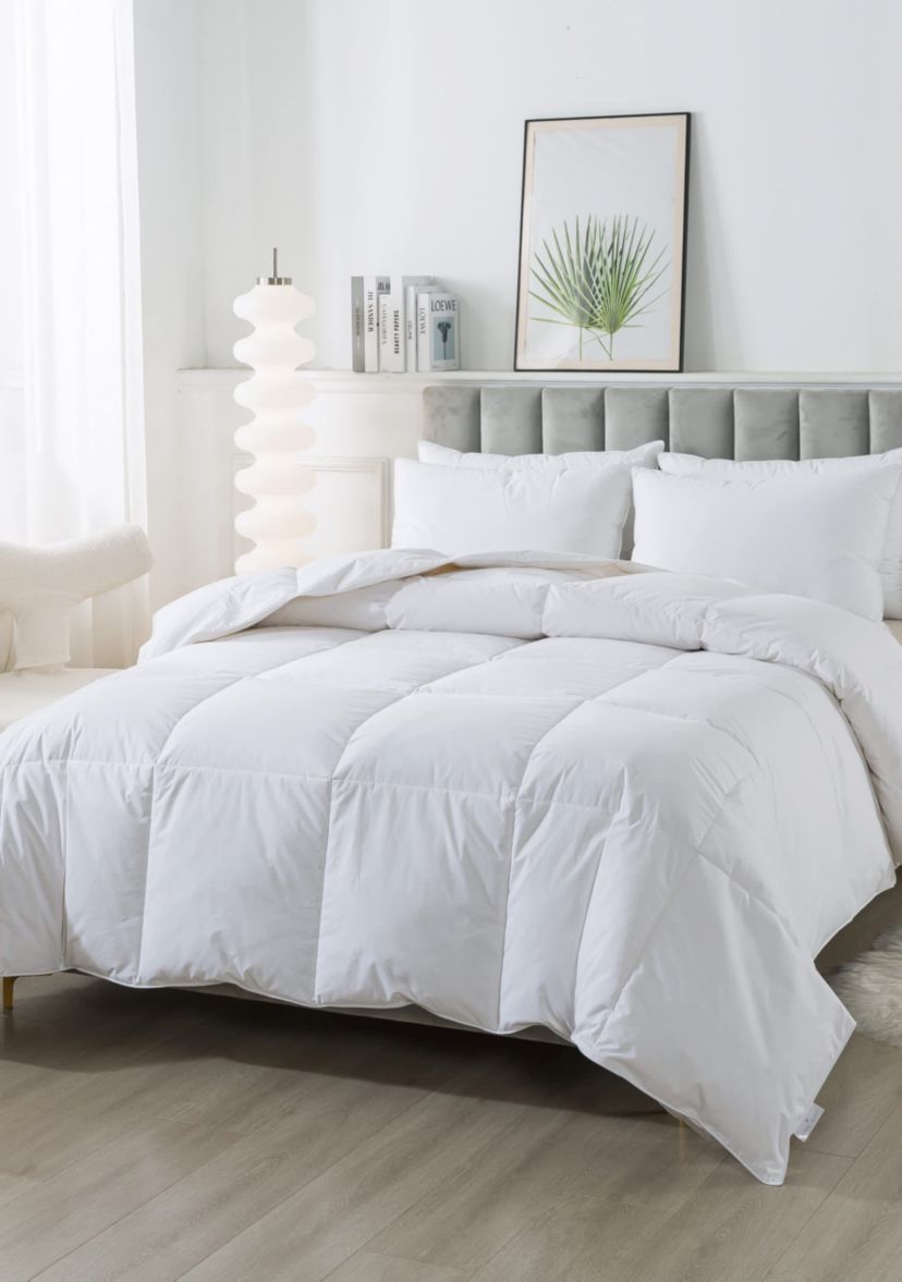 All Season White Down Comforter Twin