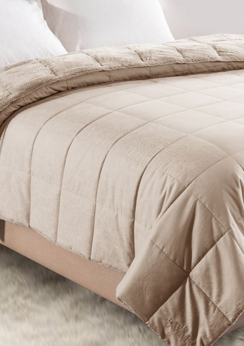 Wesley Mancini Cozy Jacquard Blanket