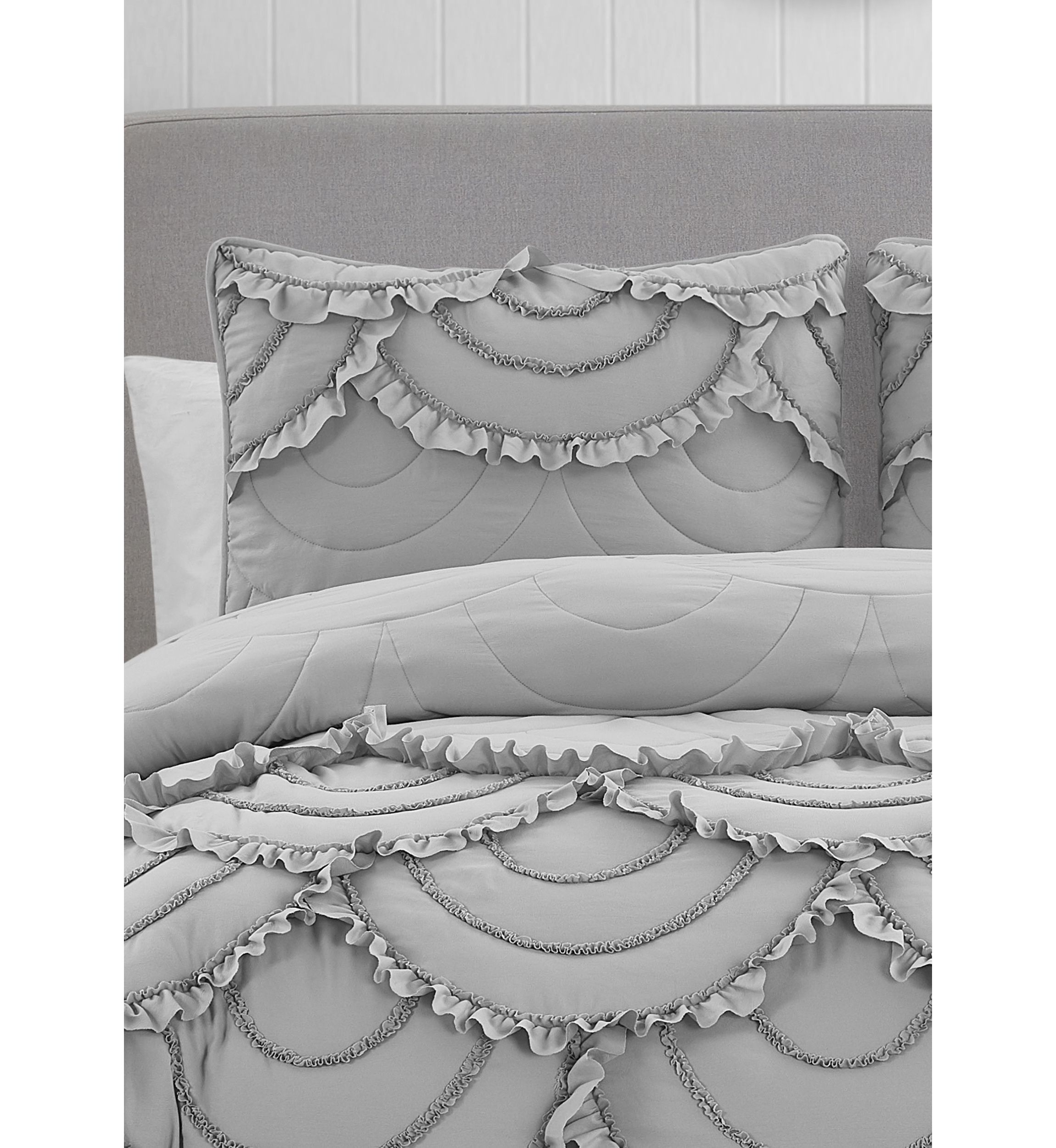 DESIGN STUDIO Scallop Ruffle Garment Washed Soft Solid Quilt Set | Belk