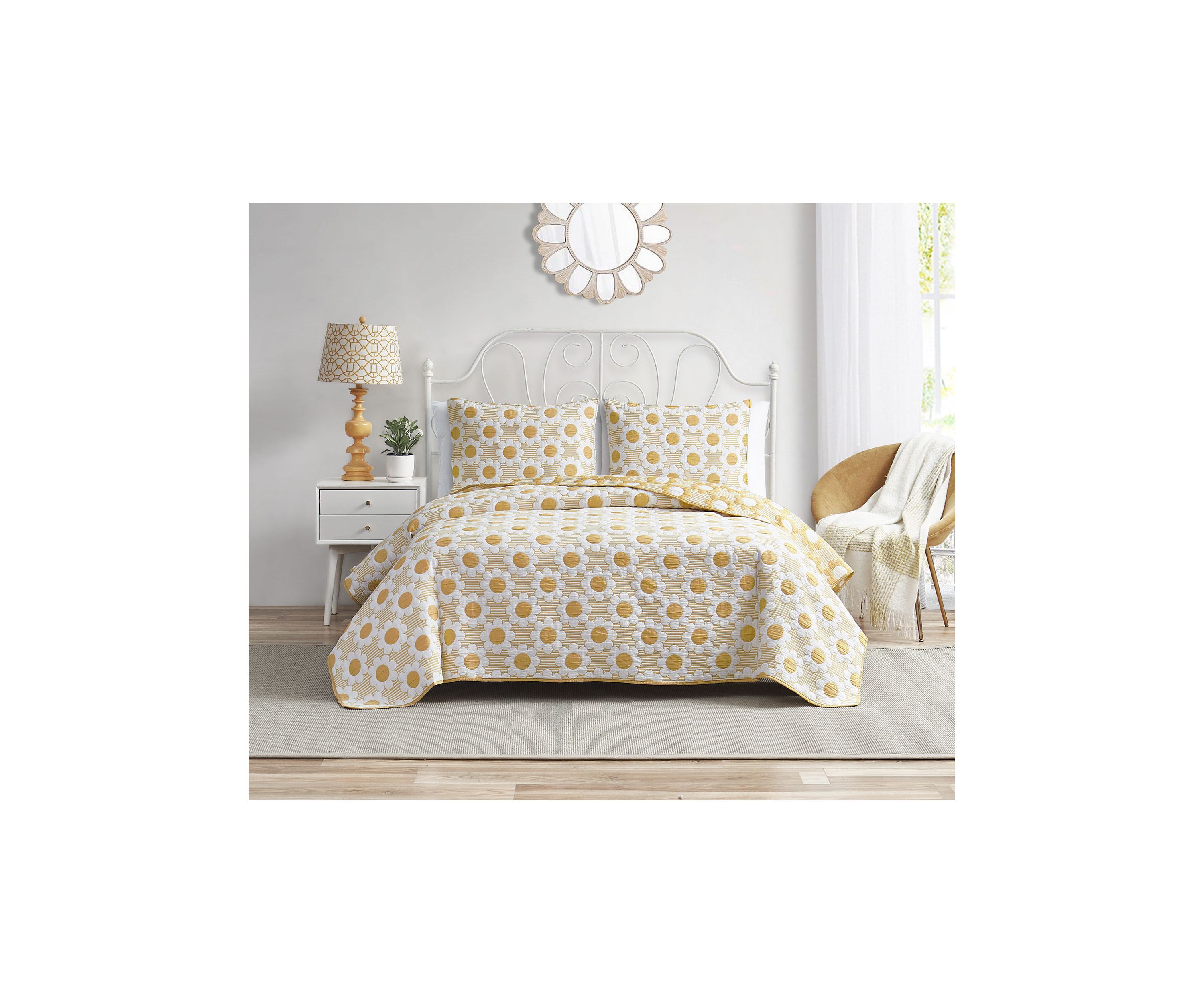 Daisy Flower Yellow Soft Matelasse Jacquard Quilt Set