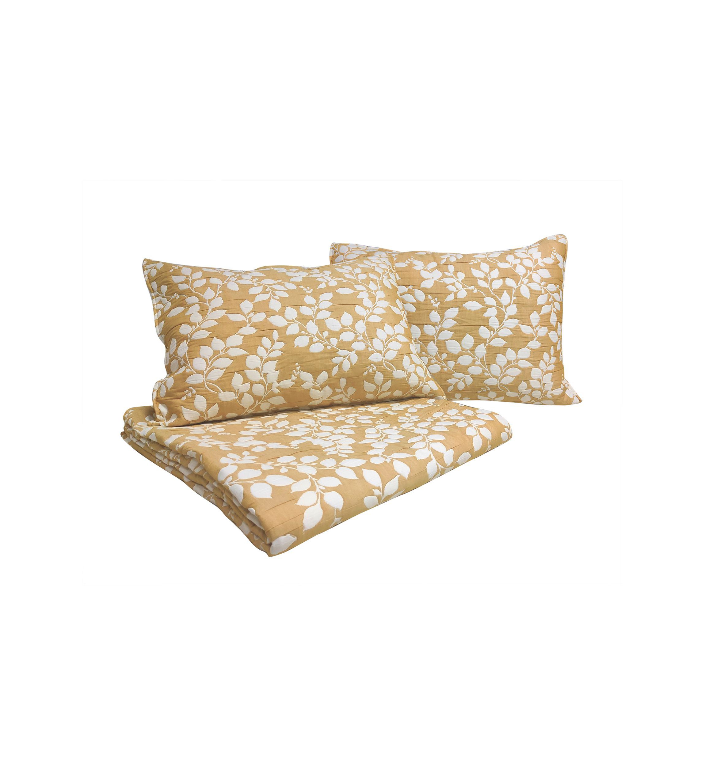 Camden Leaf Turmeric Soft Matelasse Jacquard Quilt Set