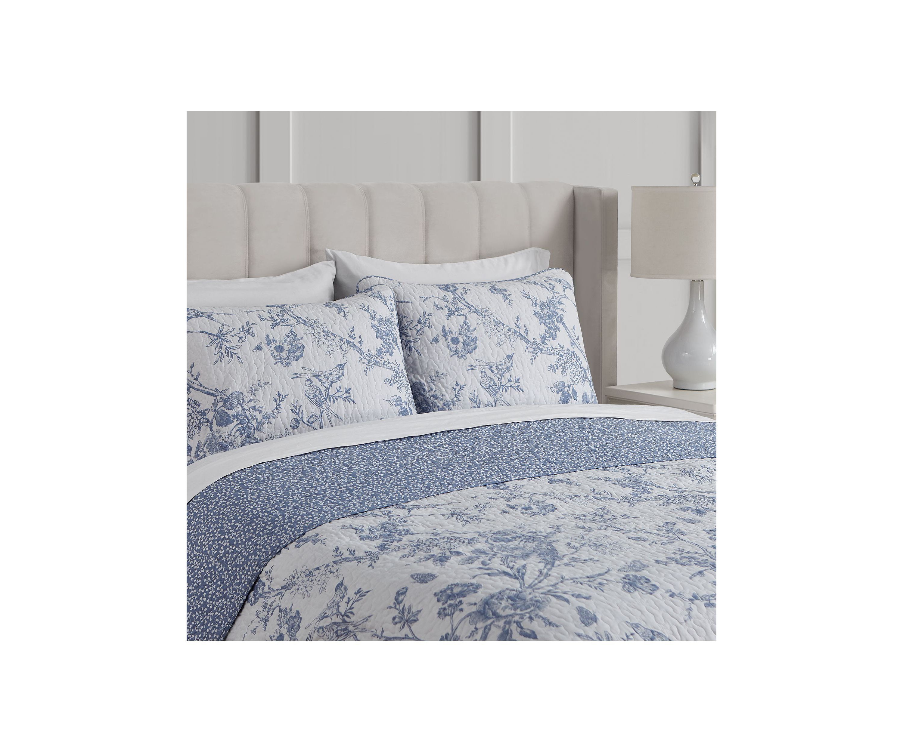 Chantilly Toile Blue Cotton Quilt Set