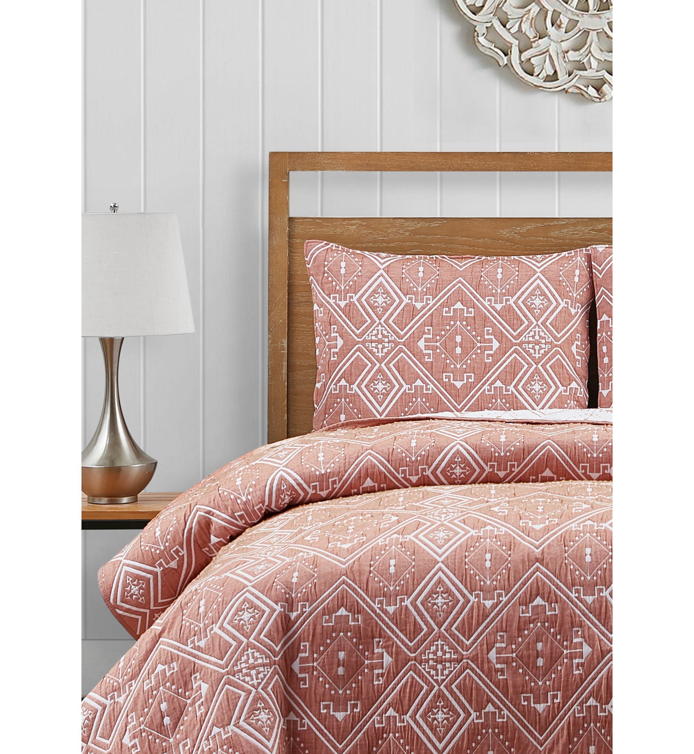 Santa Fe Tribal Apricot Soft Matelasse Jacquard Quilt Set