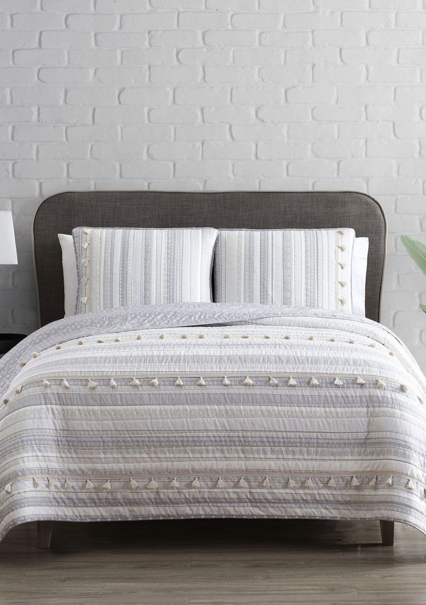 Boho Ribbon Grey Microfiber Quilt Set with Tassels