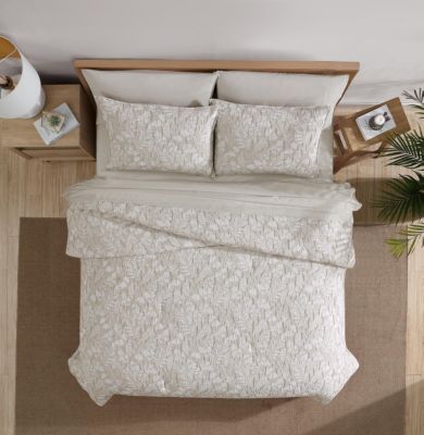 Turning Leaf Neutral 2-3 Piece Woven Matelasse Crinkle Jacquard Comforter Set