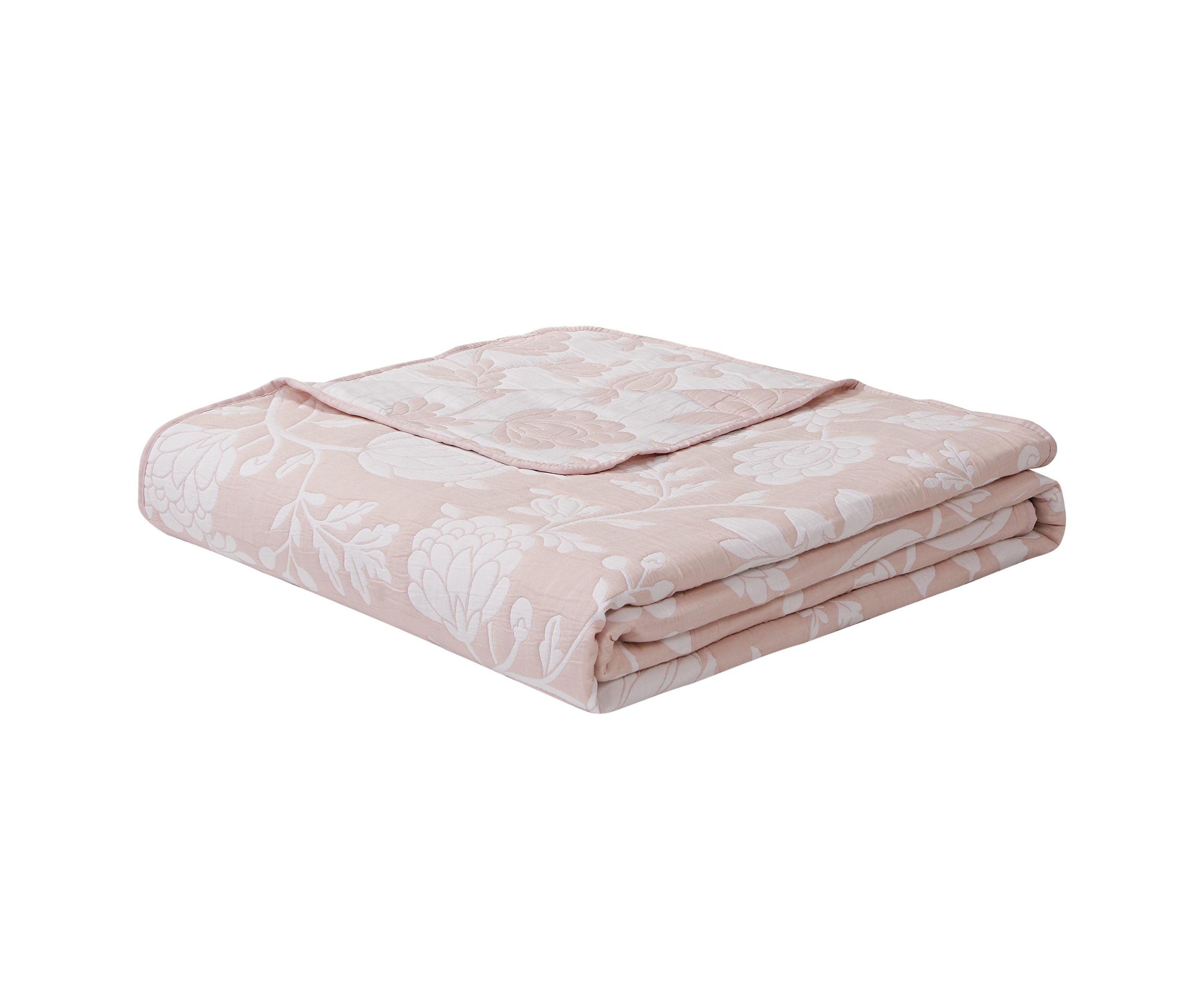 Rosewood Estate Pink 2-3 Piece Soft Woven Matelasse Jacquard Cotton Blend Quilt Set
