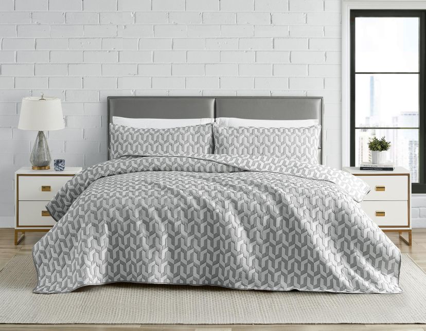 Torino Geo Grey 2-3 Piece Soft Woven Matelasse Reversible Jacquard Cotton Blend Quilt Set