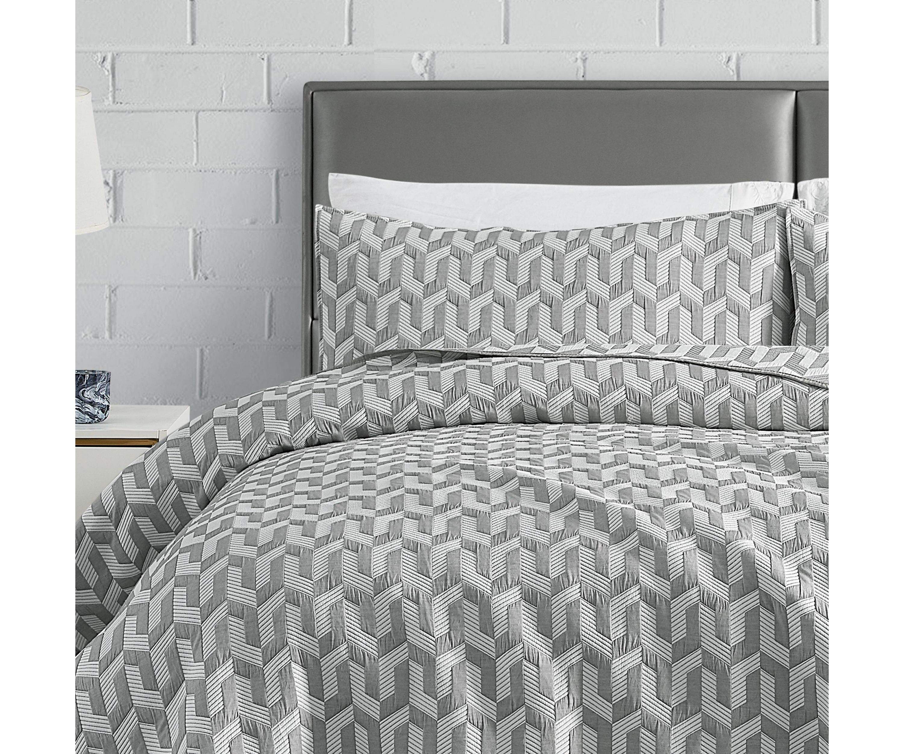 Torino Geo Grey 2-3 Piece Soft Woven Matelasse Reversible Jacquard Cotton Blend Quilt Set