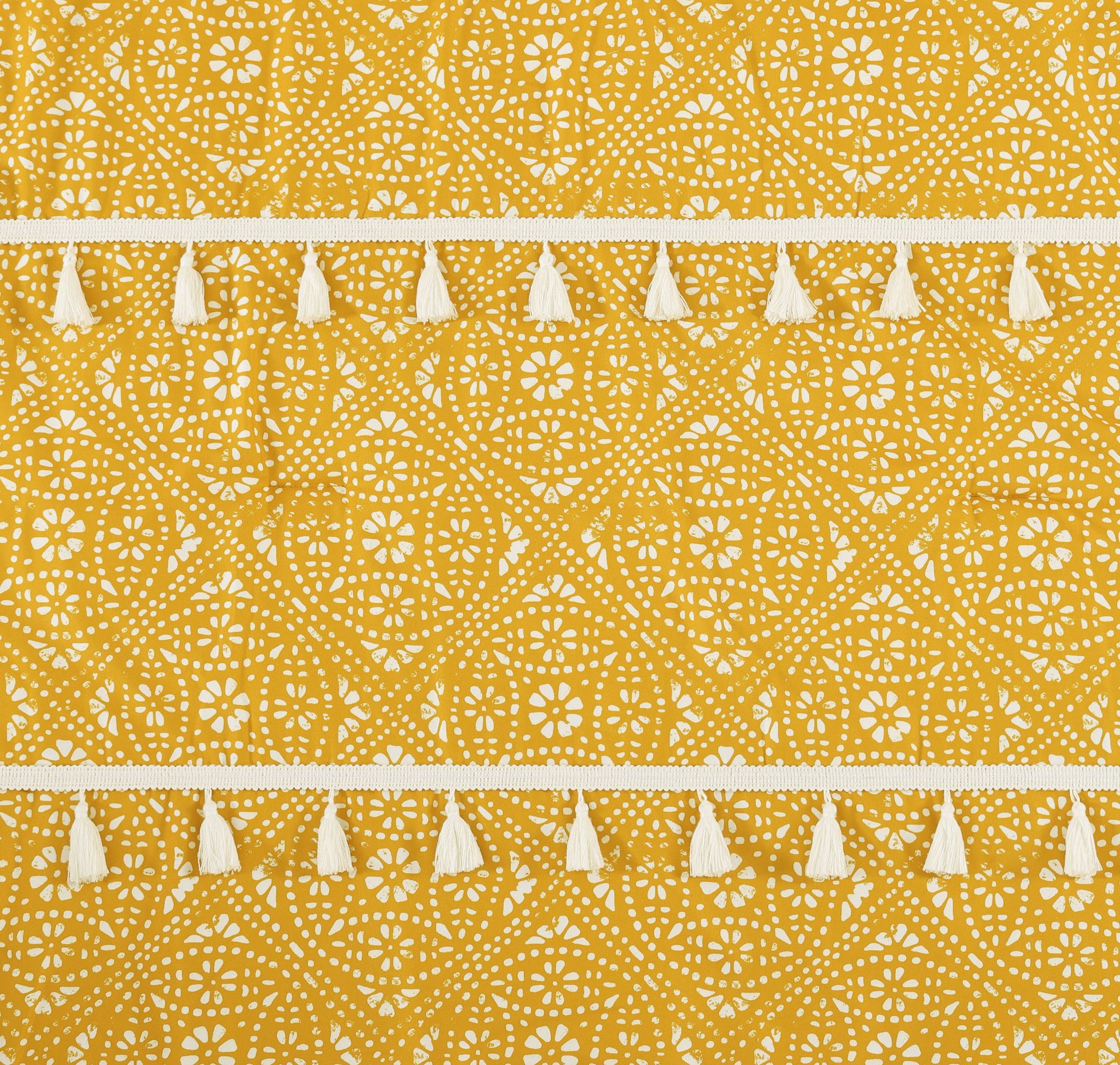 Pasadena Medallion Yellow 2-3 Piece Microfiber Comforter Set with Tassels