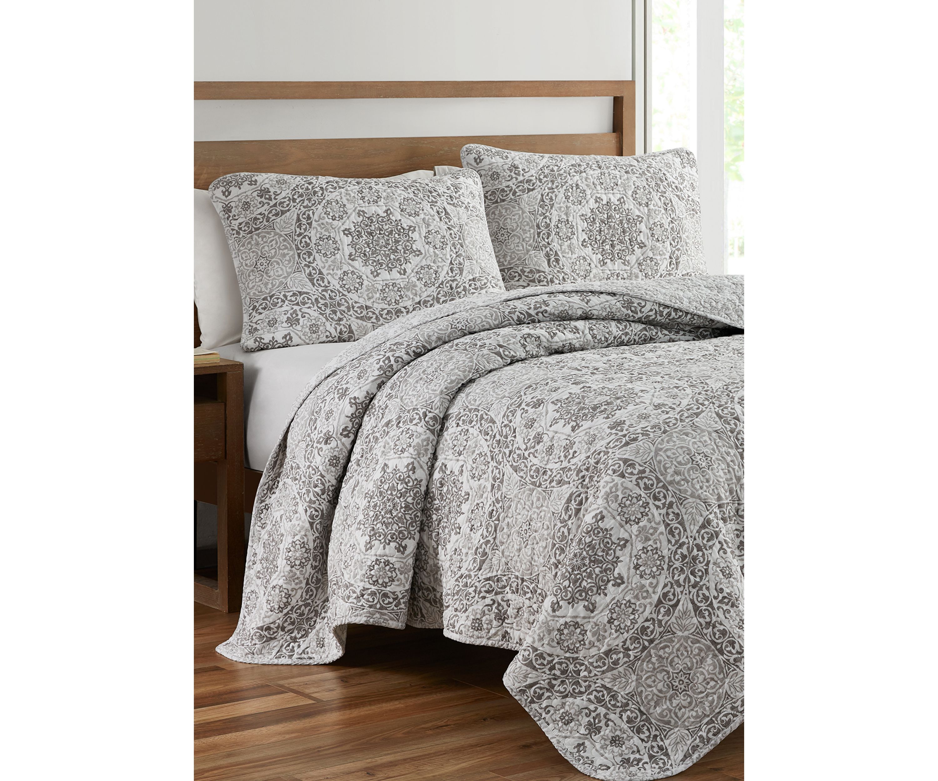 Ravenna  Reversible Pre Washed Cotton Quilt