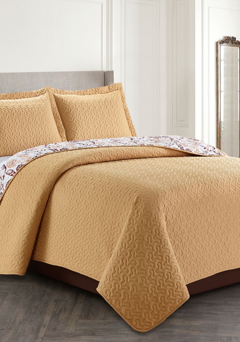 Reversible Seashell Quilt Set