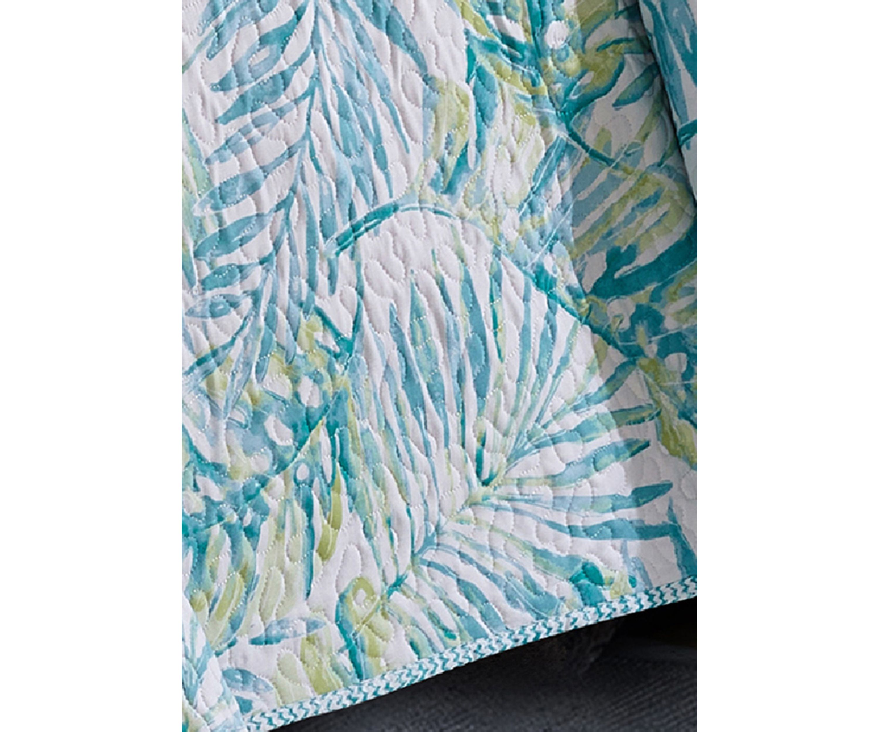 Tropical Vibes Reversible Quilt Set 