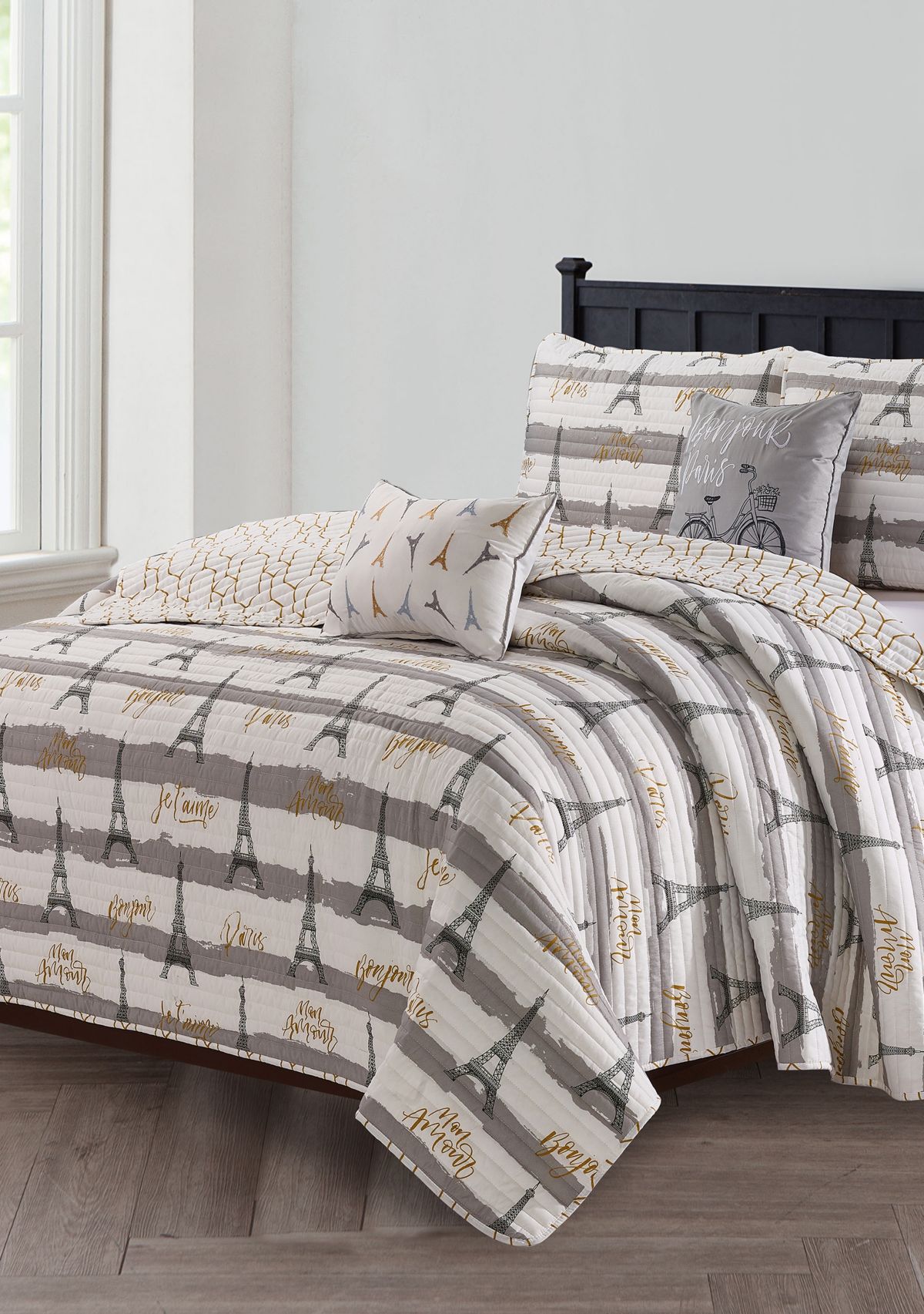 Bonjour Paris Quilt Set