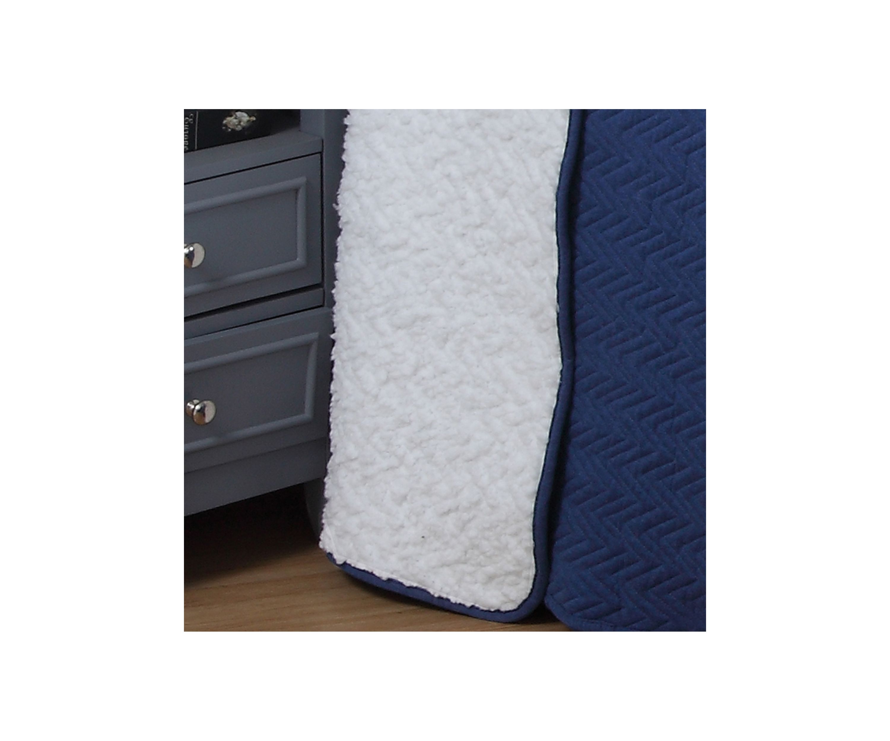 Lakewood Jersey Sherpa Quilt