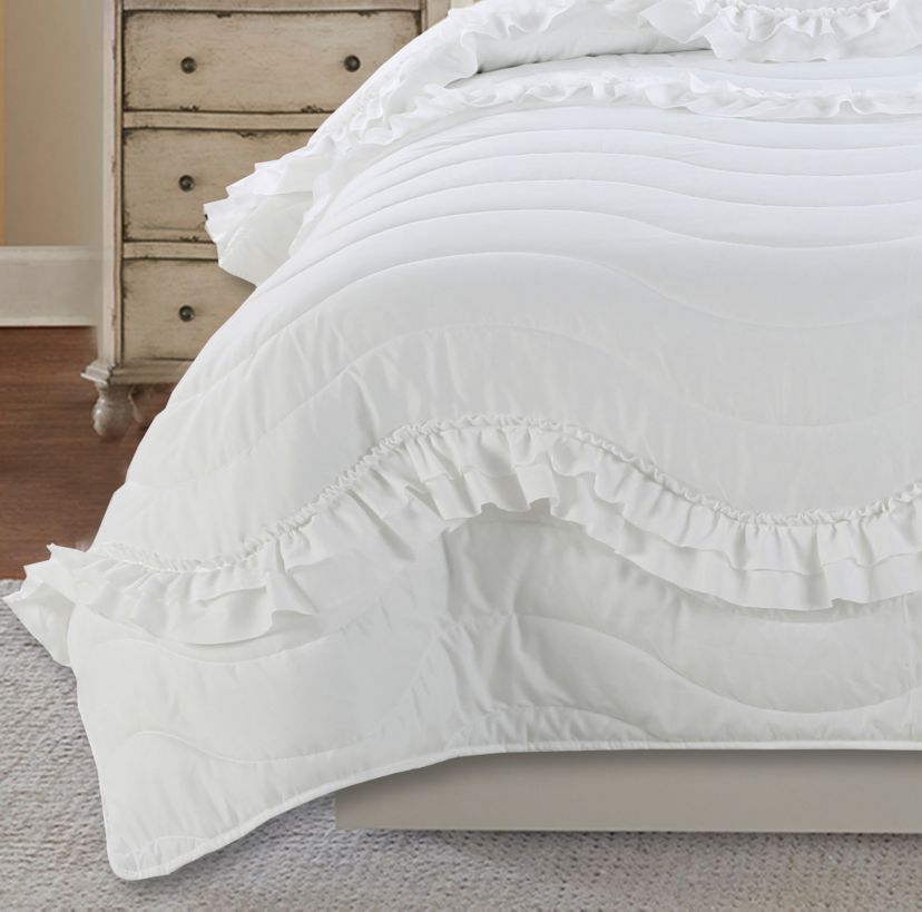 Charlotte Ruffle 3-piece Quilt Set