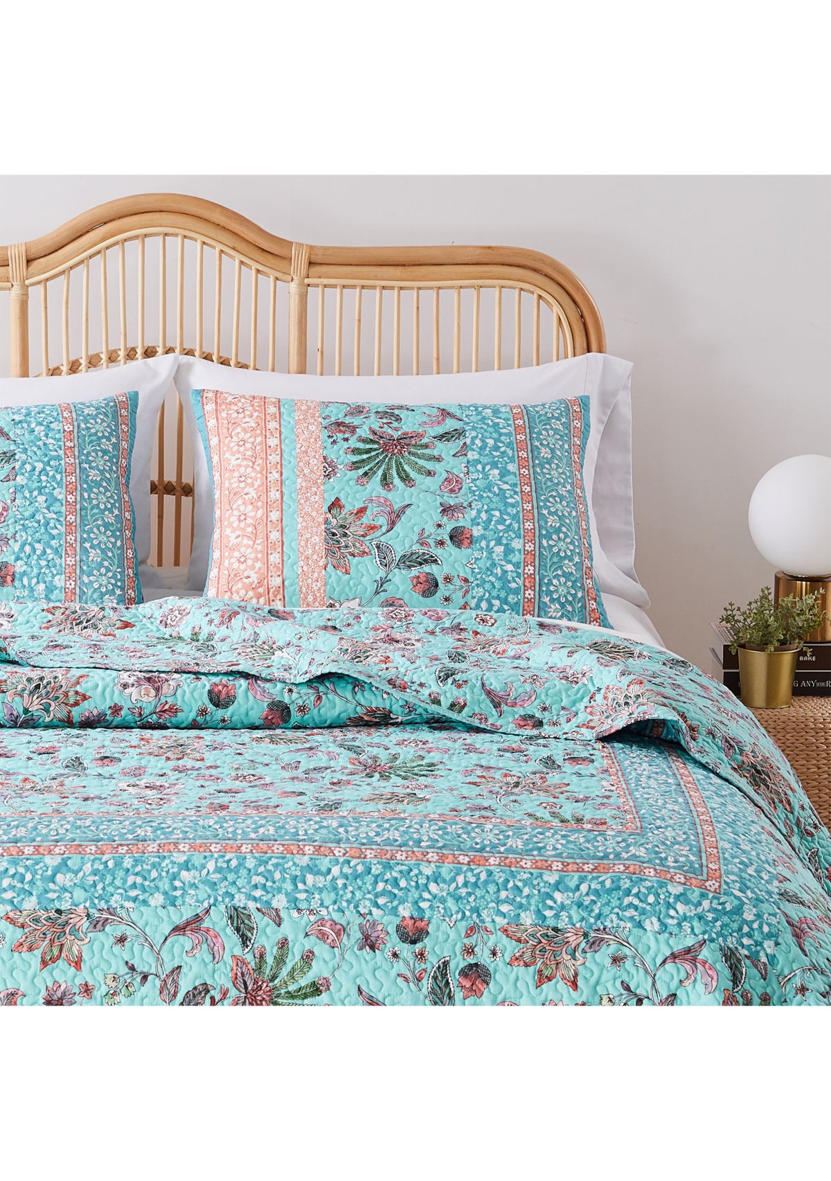 Quilt and Pillow Sham Set