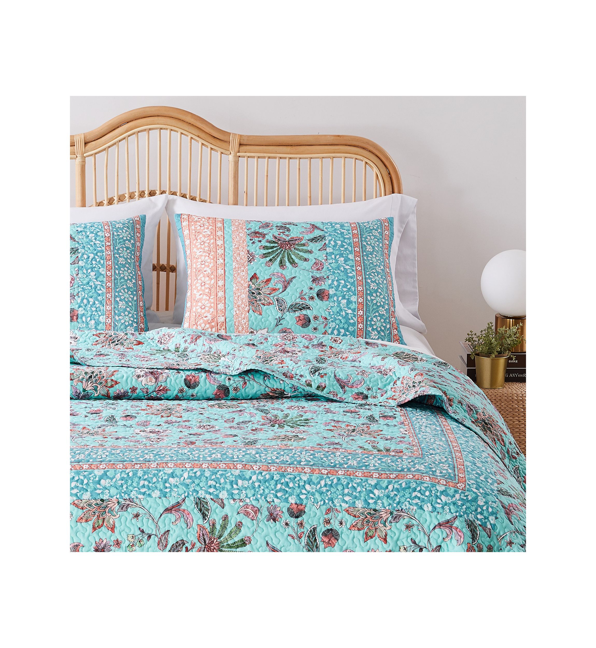 Quilt and Pillow Sham Set