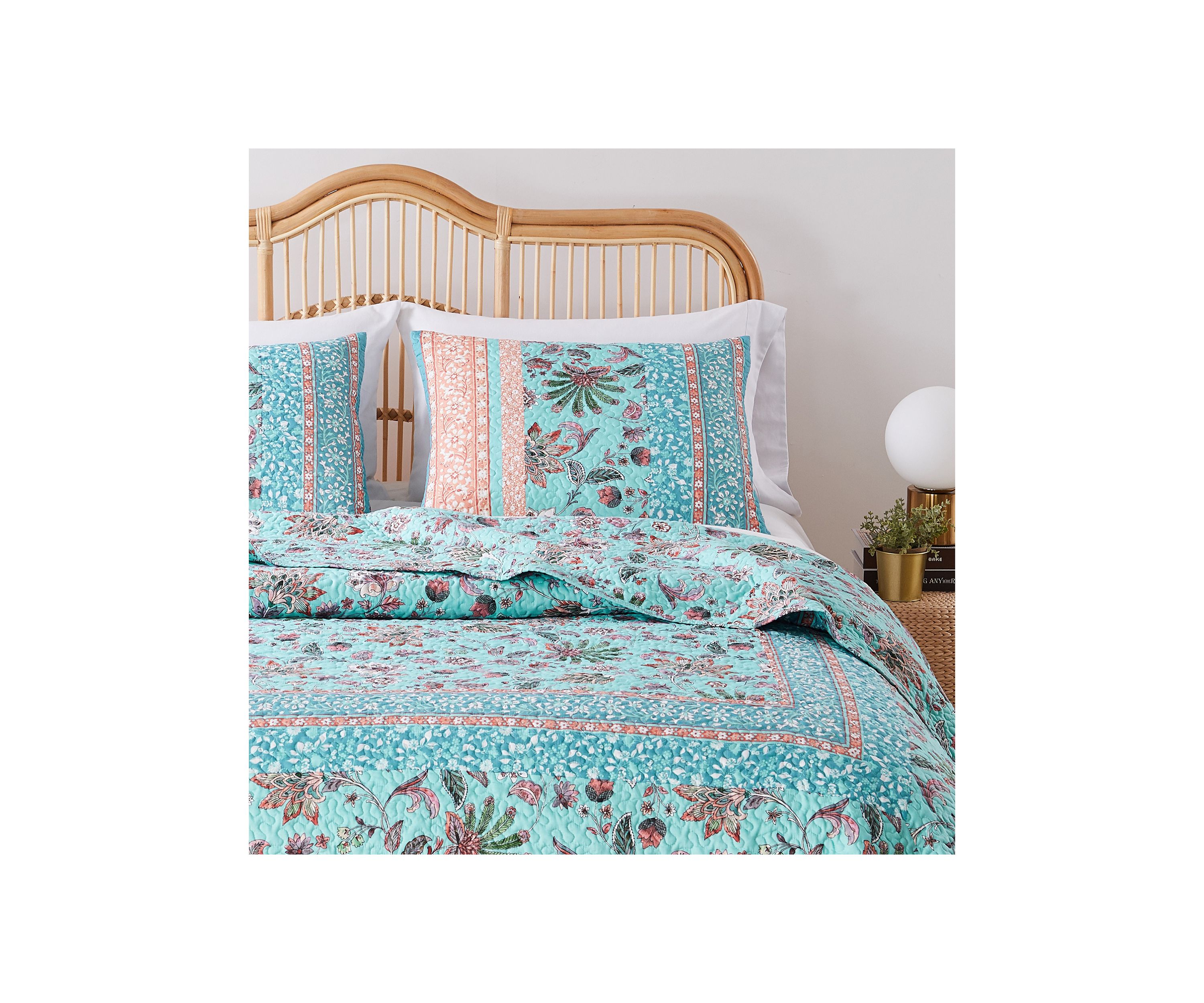 Quilt and Pillow Sham Set