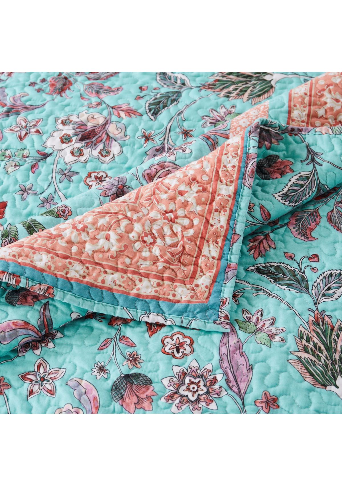 Quilt and Pillow Sham Set